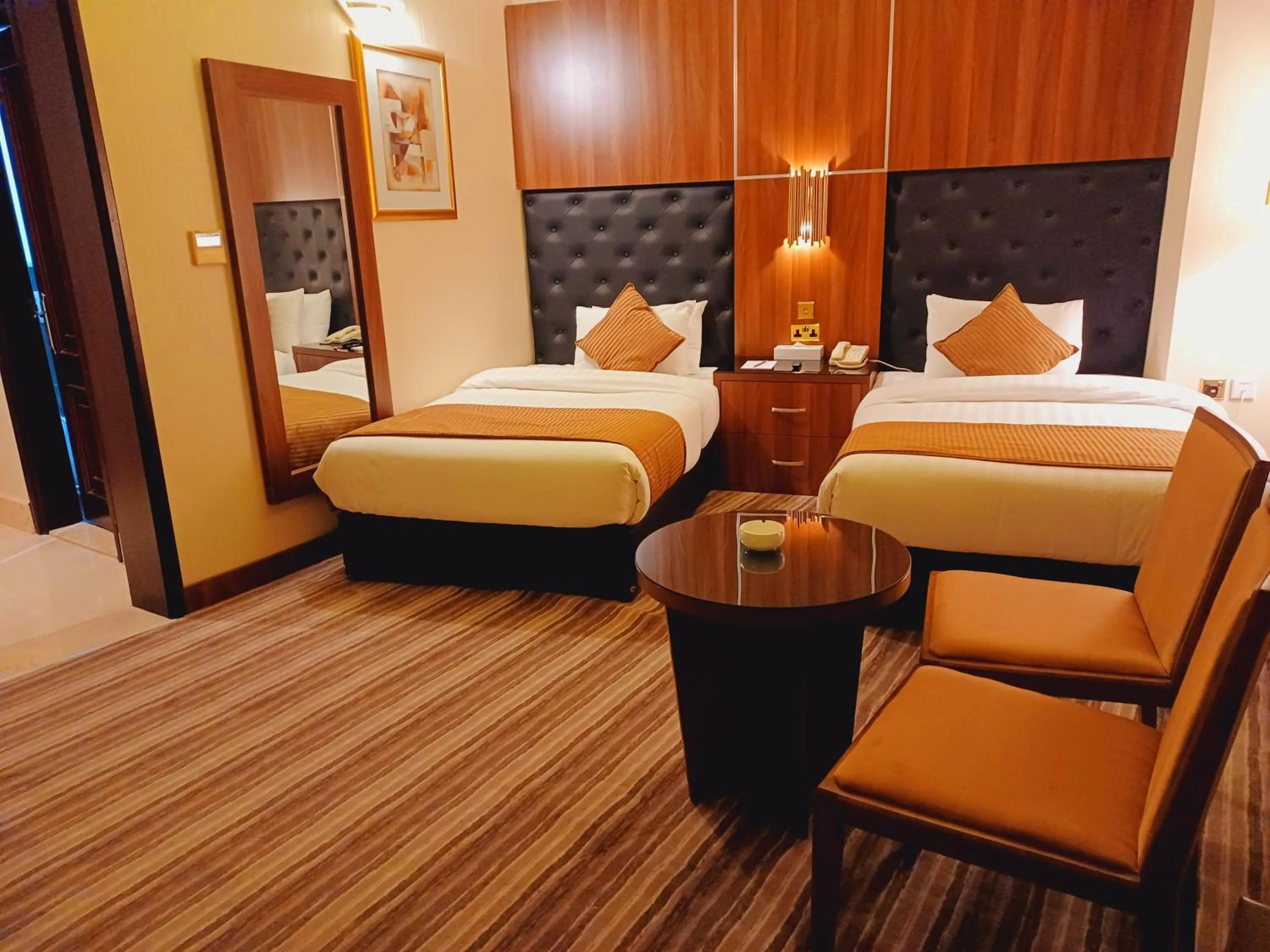 Deluxe Twin Room in Royal Qatar Hotel