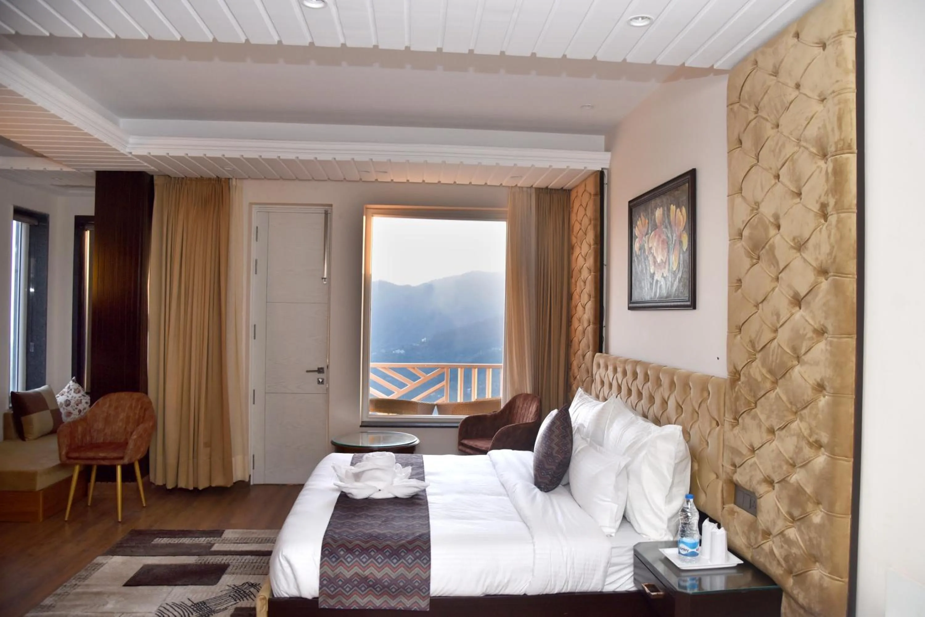 Superior Double Room in AnantVilas Shimla Hills