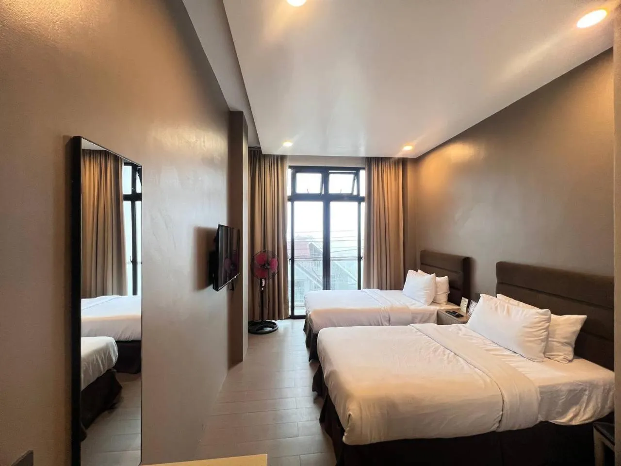 Standard Twin Room in Uphill Baguio managed by Baguio Terra