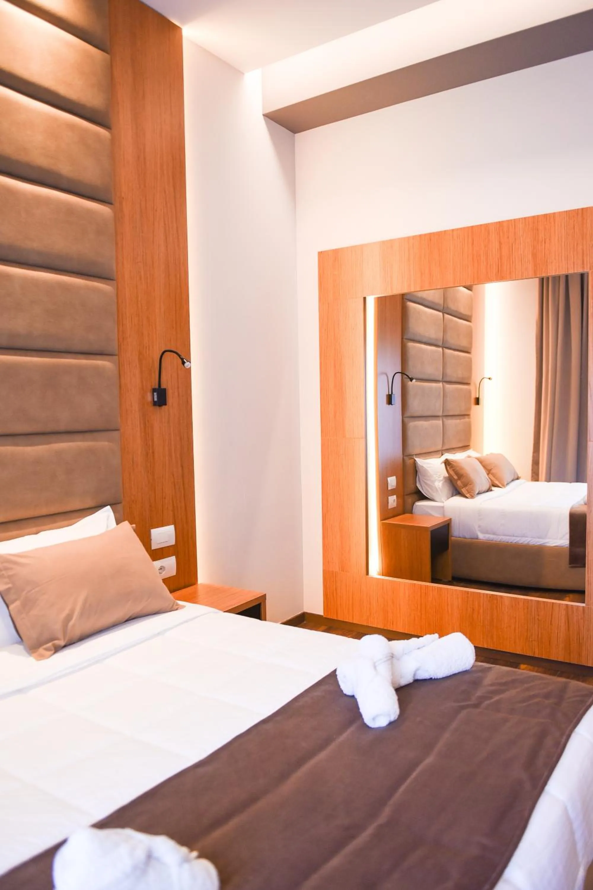 Queen Room with Garden View in Padel Olivia's Hill Resort