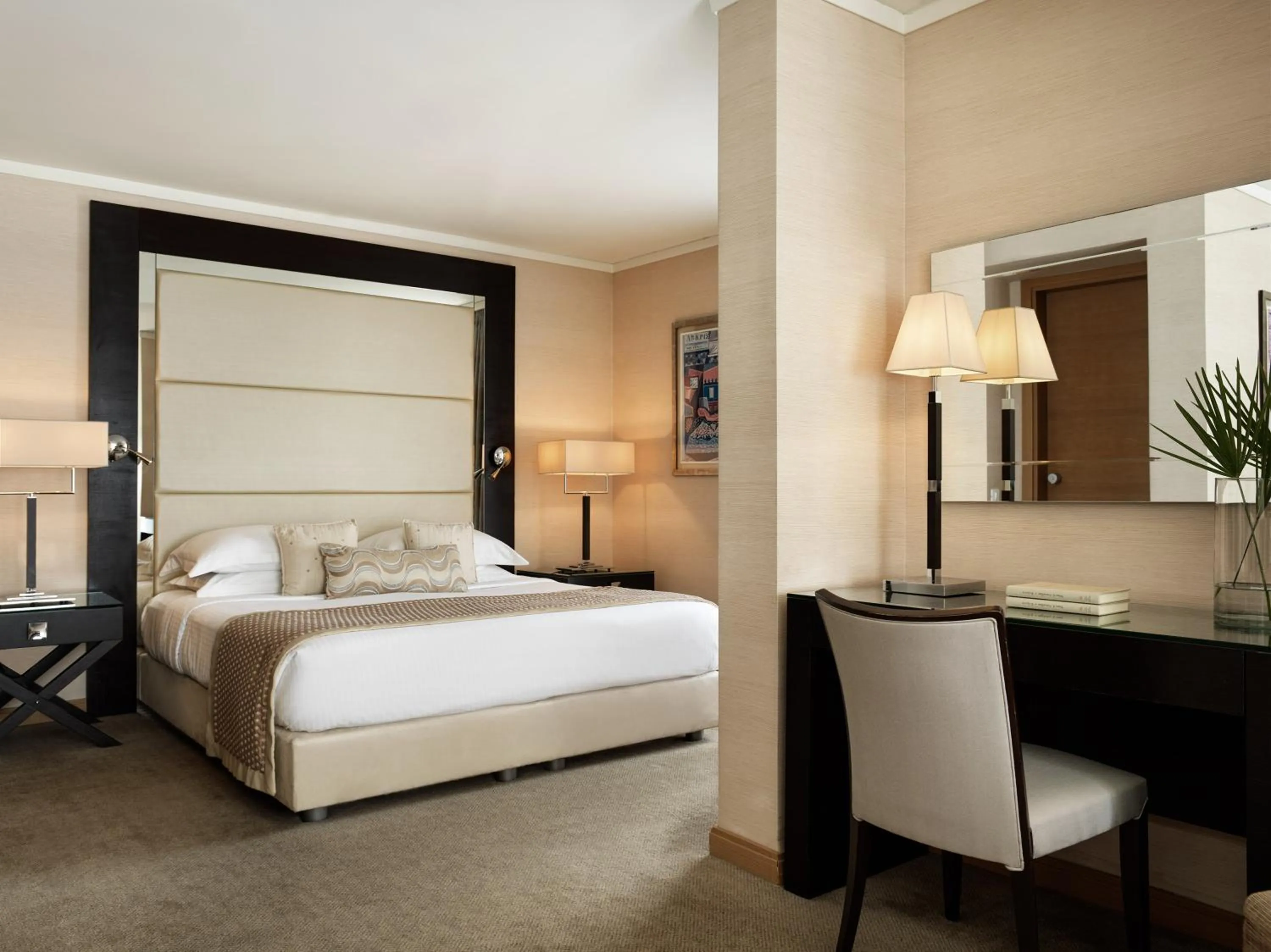 Executive Suite in Galaxy Iraklio Hotel