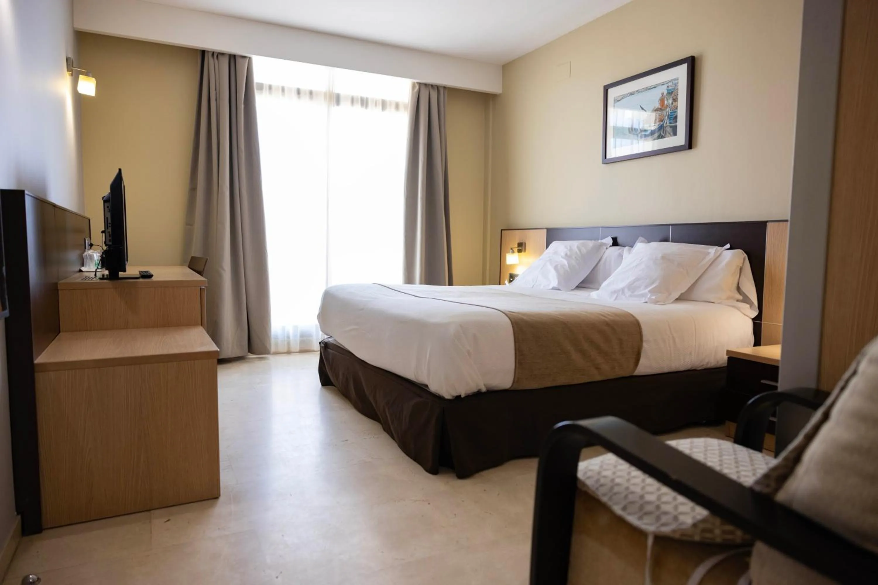 Twin Room with Side Sea View in Hotel Flamingo