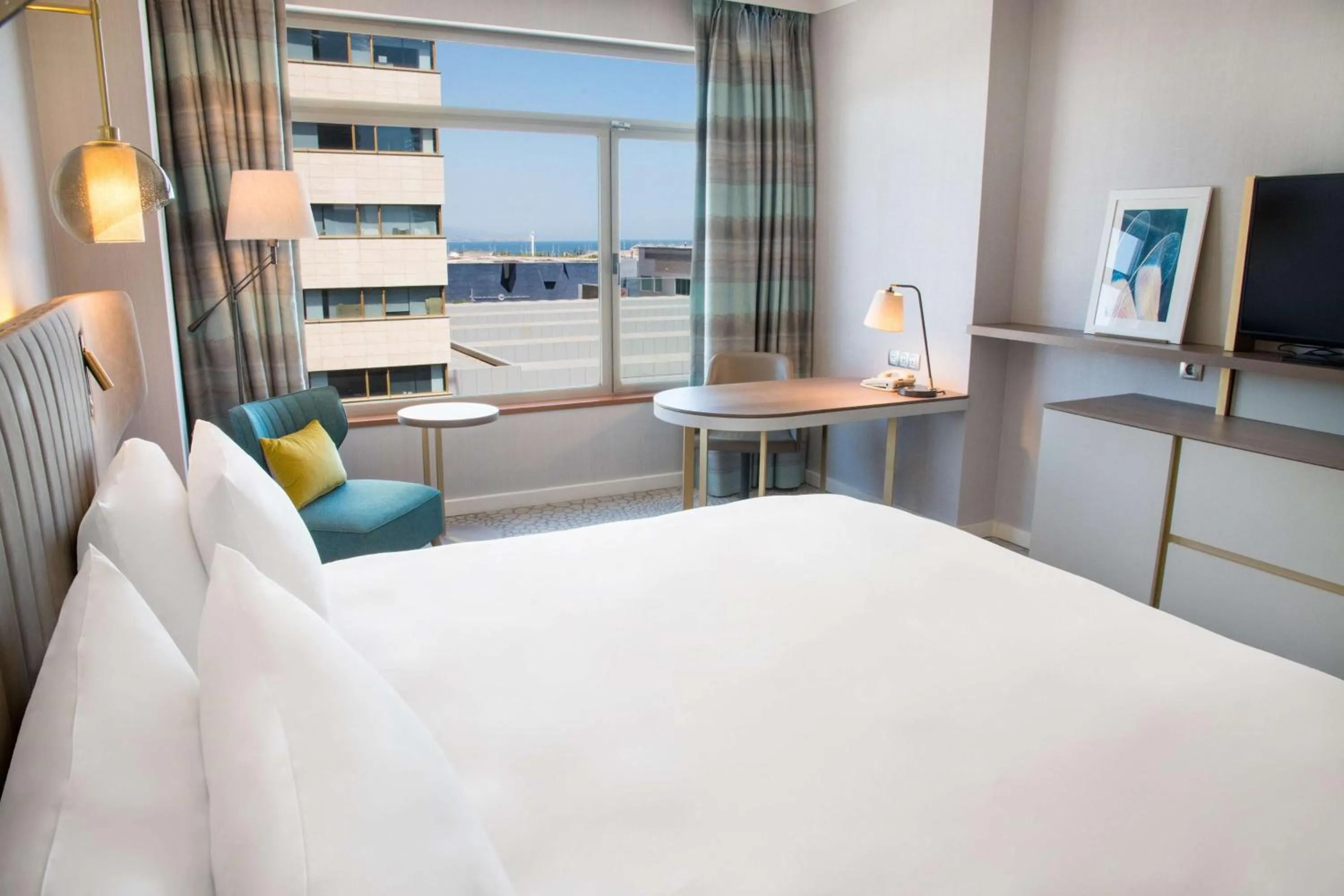 King Guest Room in Hilton Diagonal Mar Barcelona