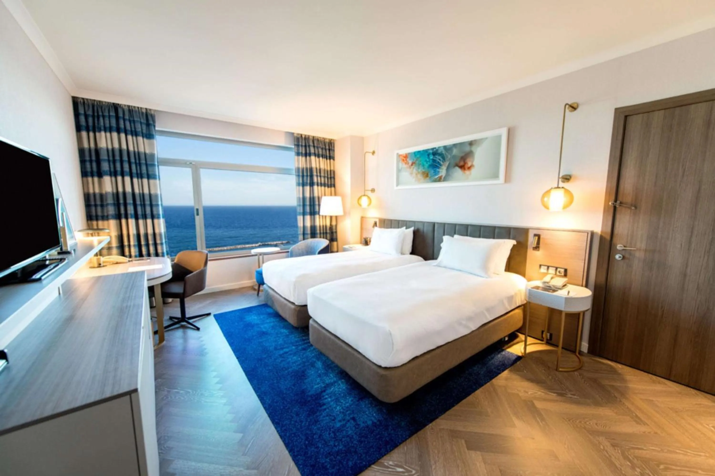 Executive Twin Room with Sea View in Hilton Diagonal Mar Barcelona