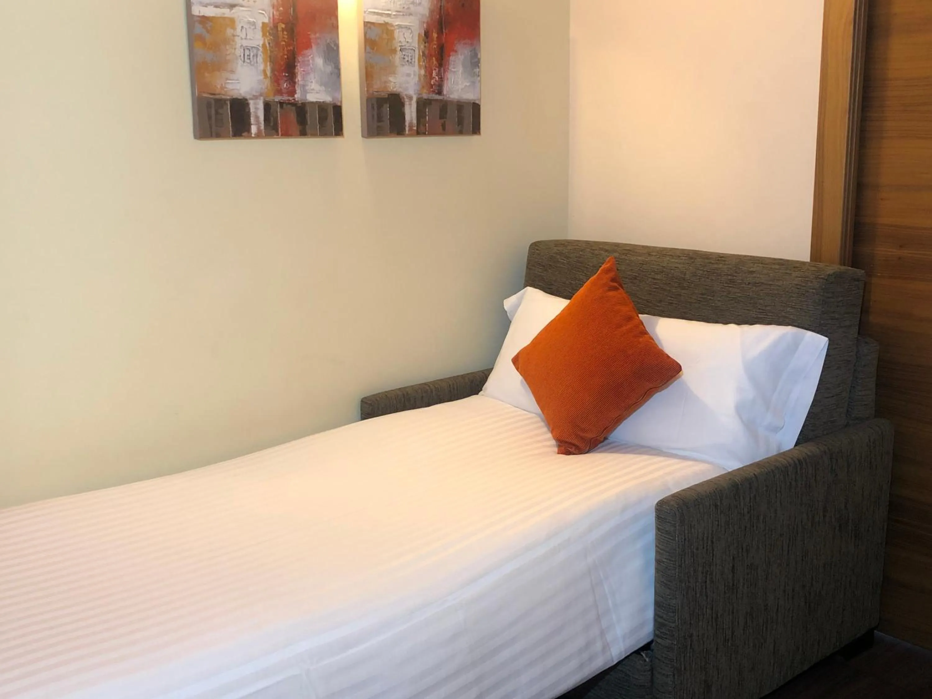 Triple Room (2 Adults + 1 Child) in Hotel Solineu