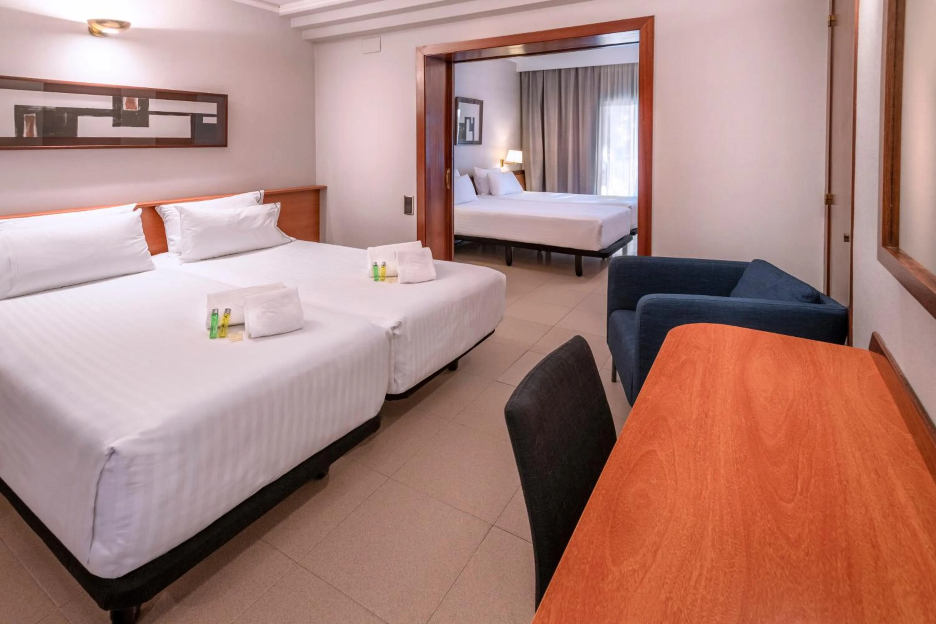 Quadruple Room in Ciudad de Castelldefels