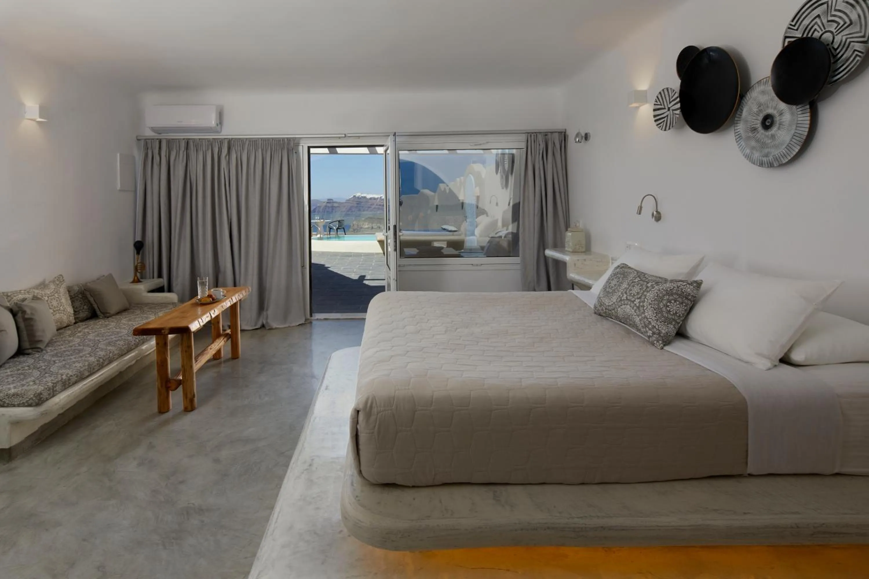 Presidential Suite with Private Pool in Suites of the Gods Cave Spa Hotel