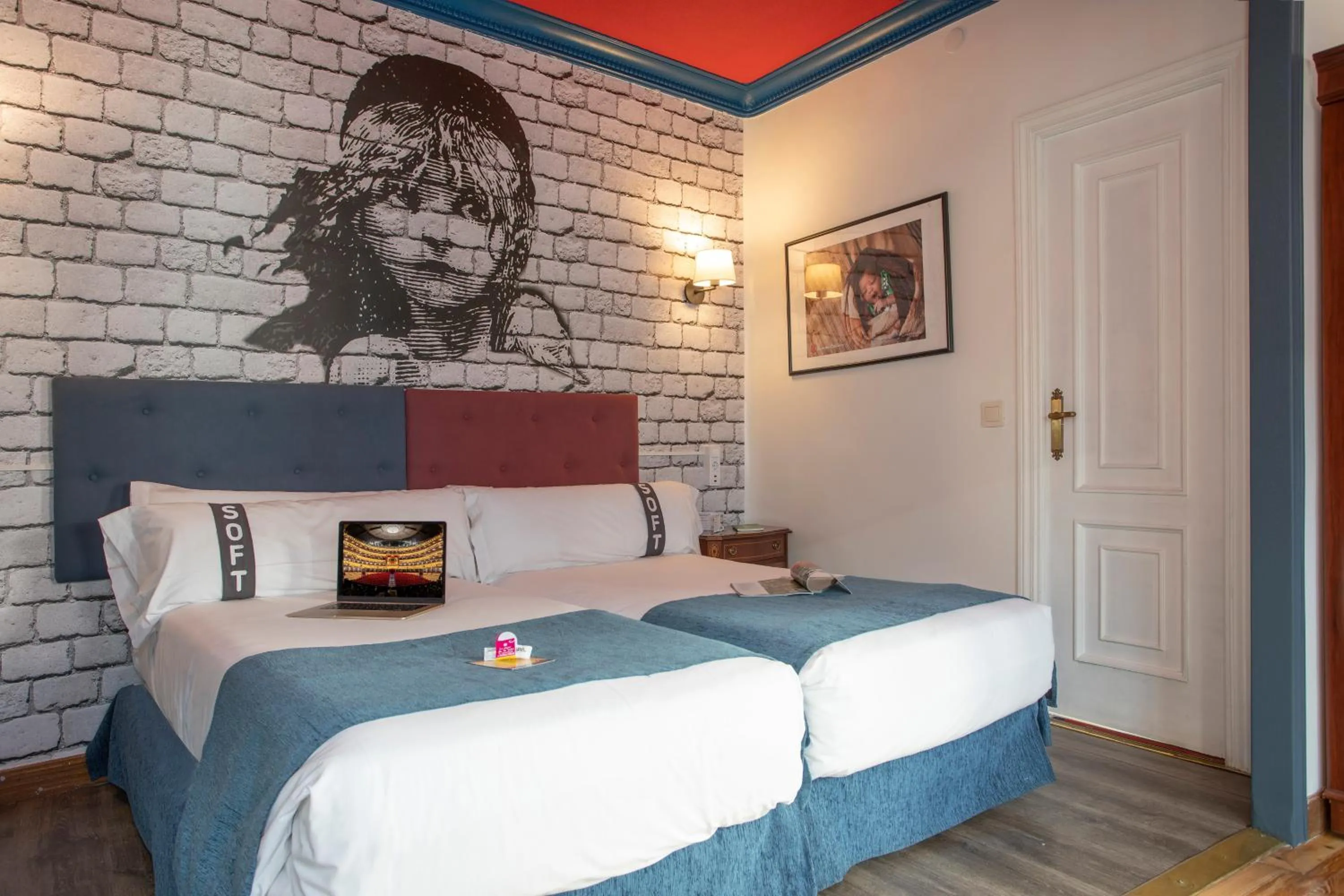 Twin Room in Casual del Teatro Madrid