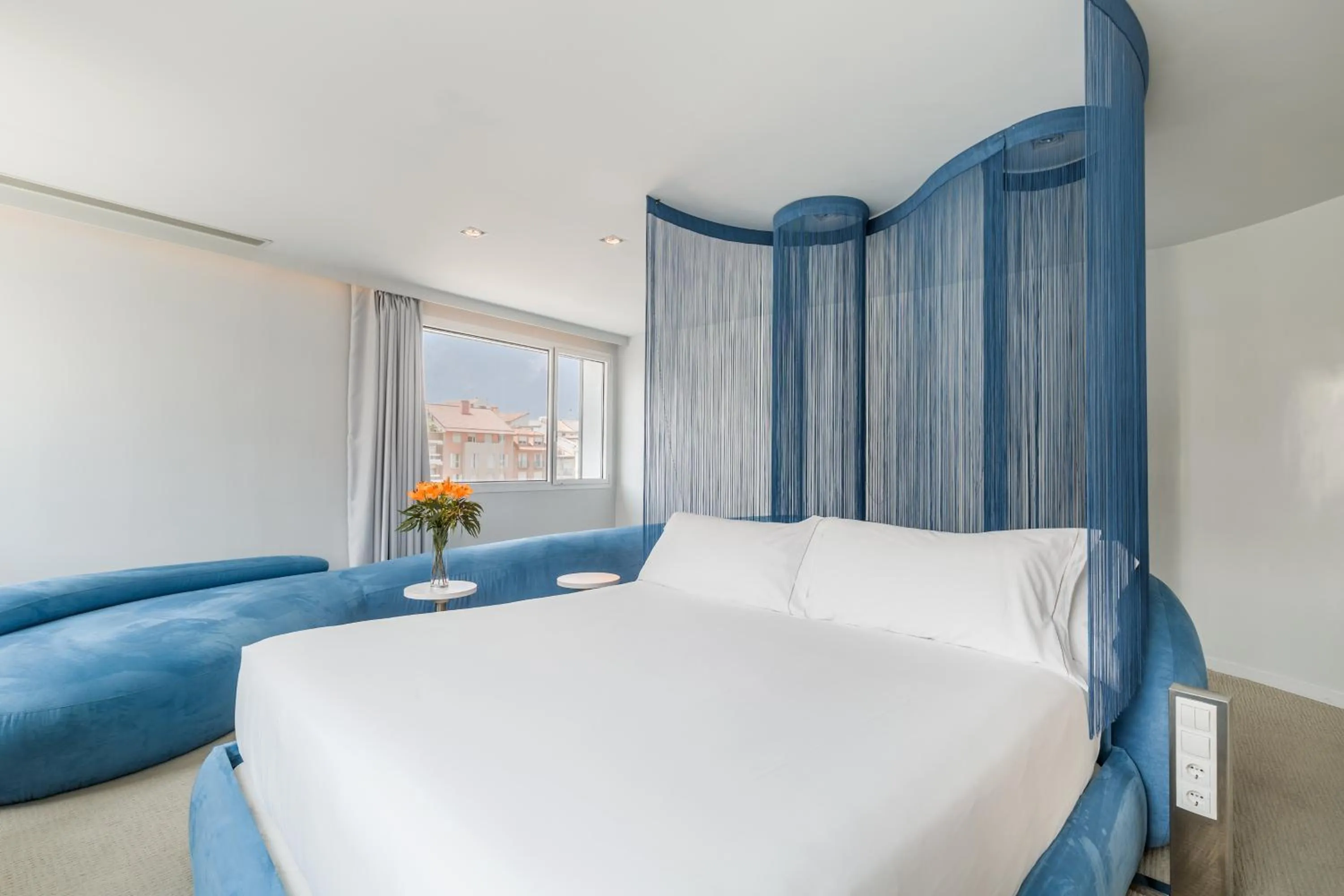 Junior Suite in Room Mate Oscar, Madrid