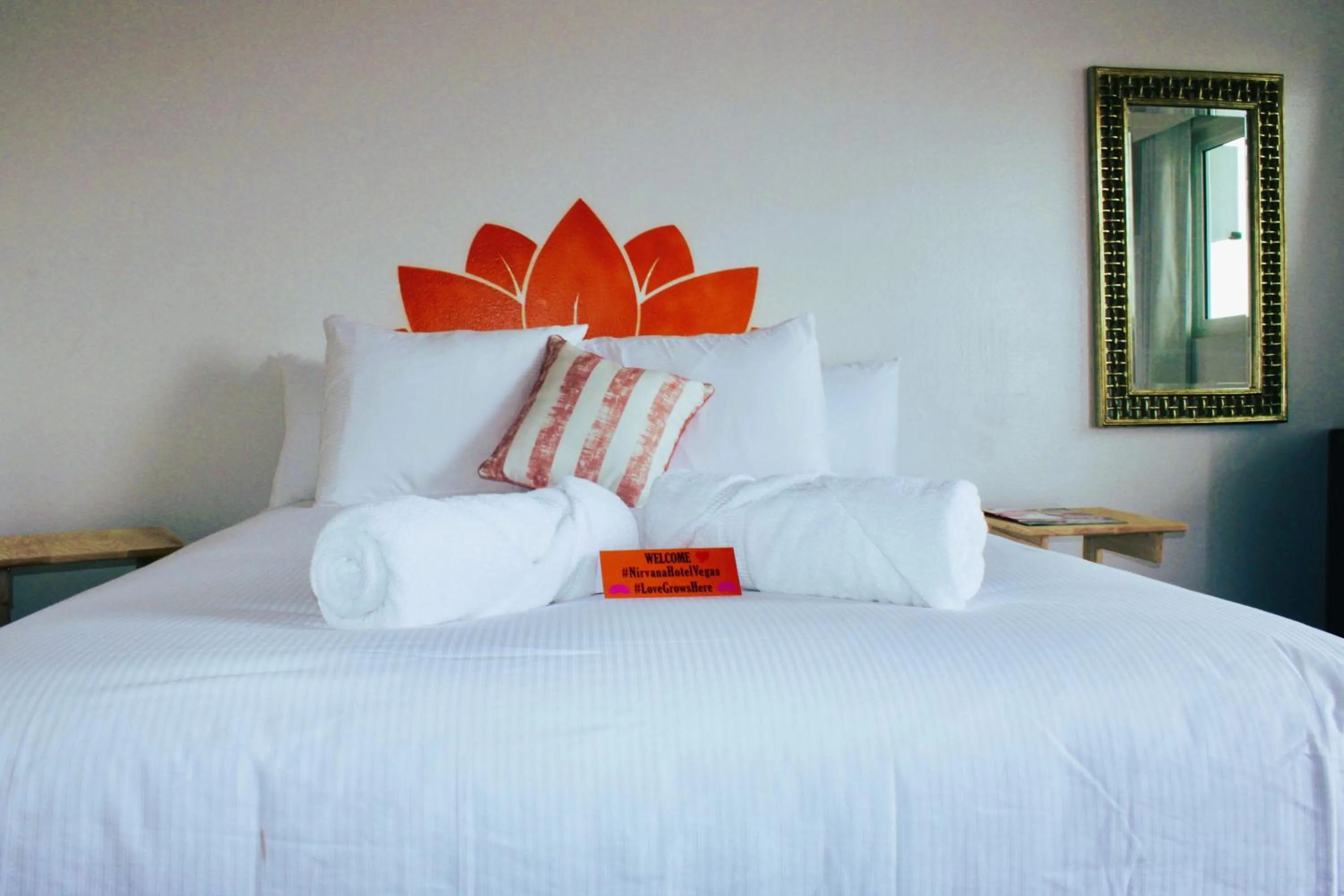 Deluxe King Room in Nirvana Hotel