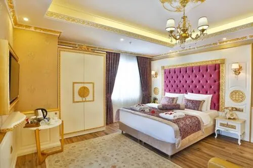 Superior Triple Room in Emirhan Palace Hotel