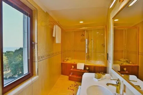 Junior Suite with Sea View in Emirhan Palace Hotel