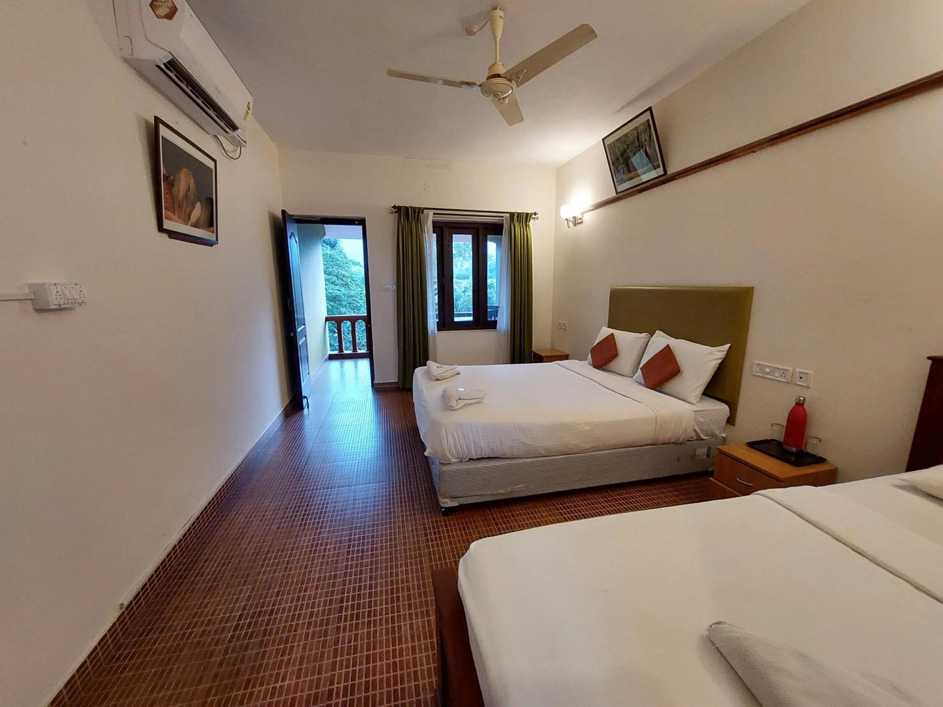 Triple Room - single occupancy in THE TIGER PAW RESORT