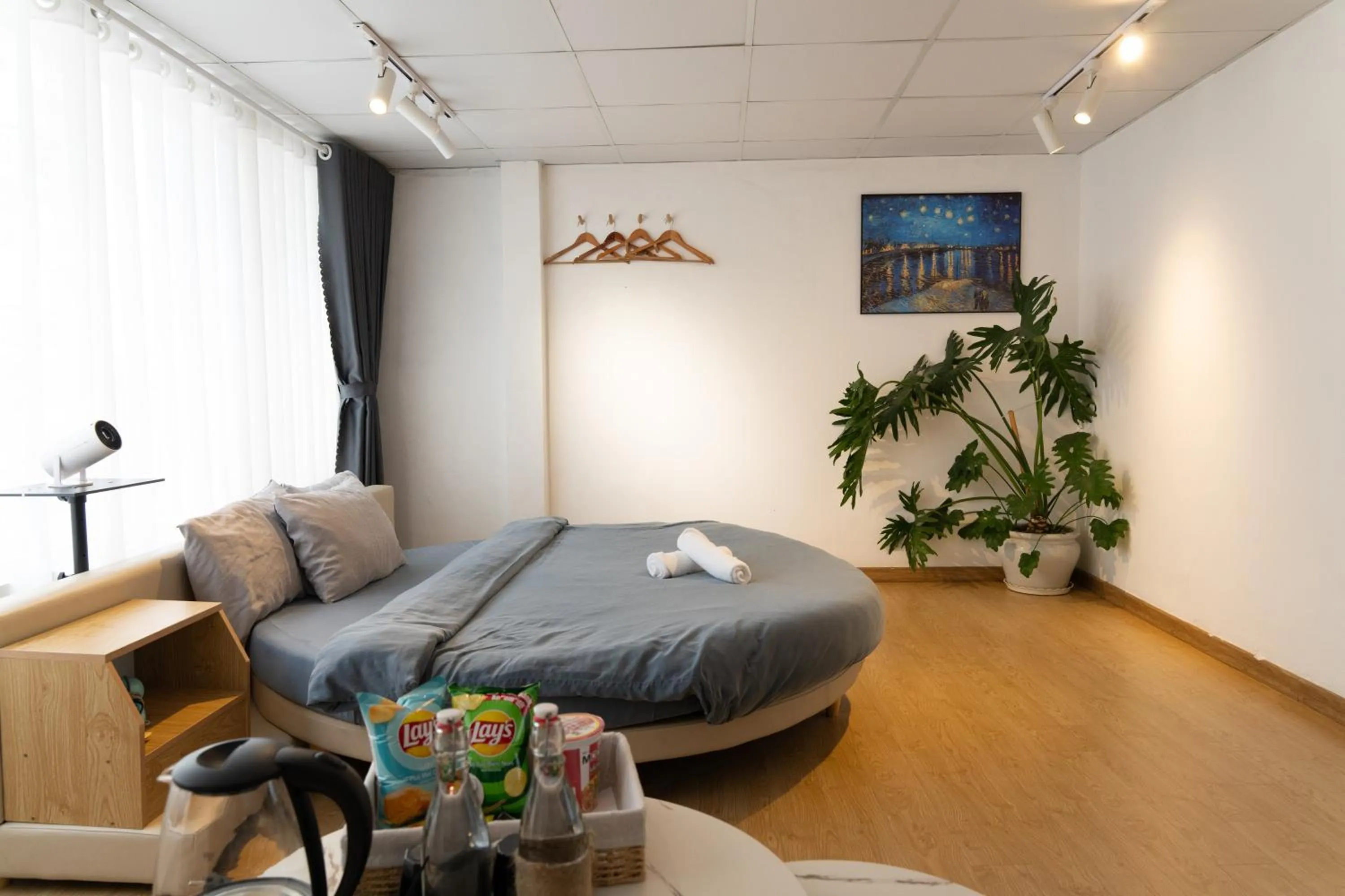 Classic One-Bedroom Apartment with King Bed in AMIGO Luxury Palace- Cạnh Chợ Đêm Đà Lạt