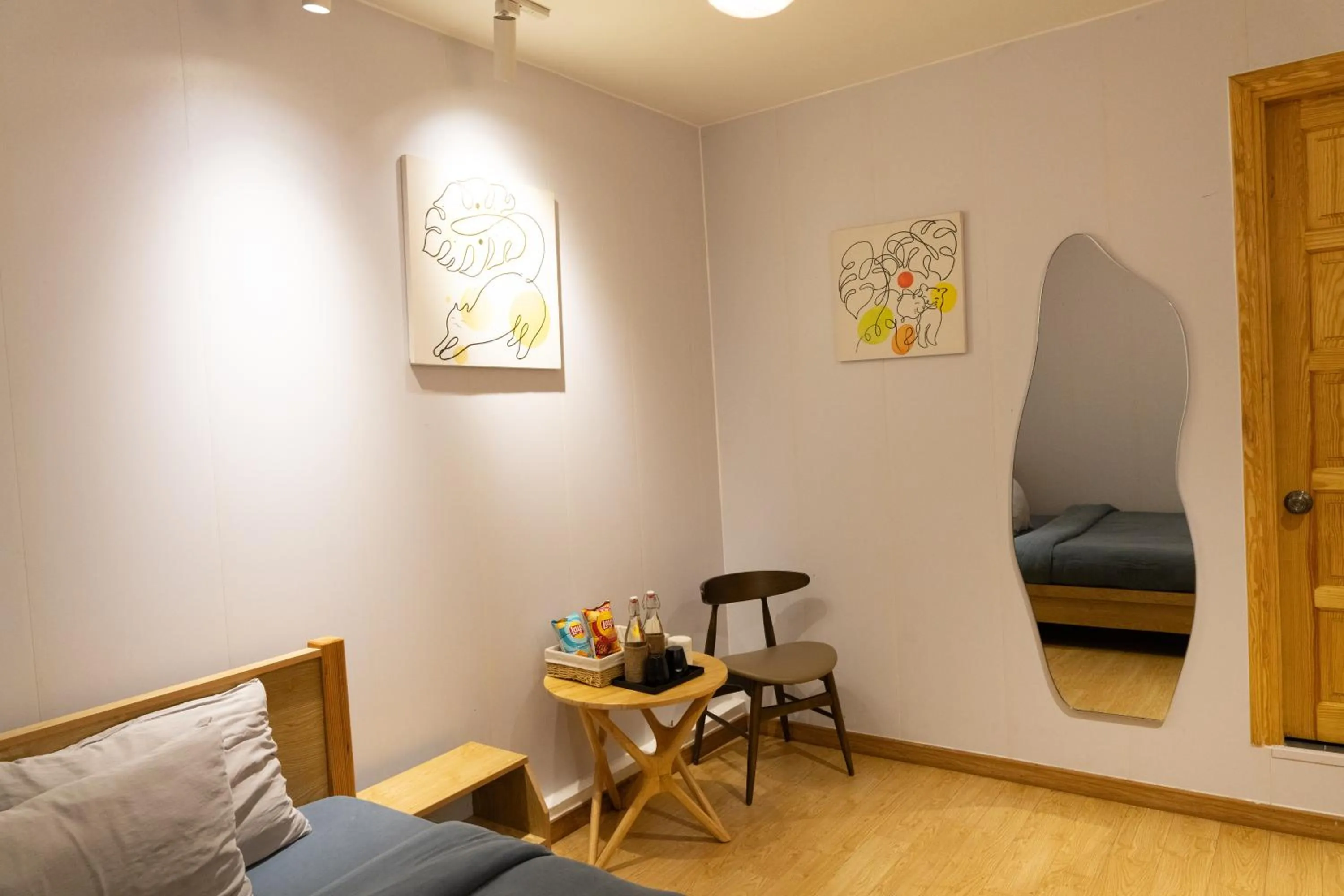 Superior Double Room in AMIGO Luxury Palace- Cạnh Chợ Đêm Đà Lạt