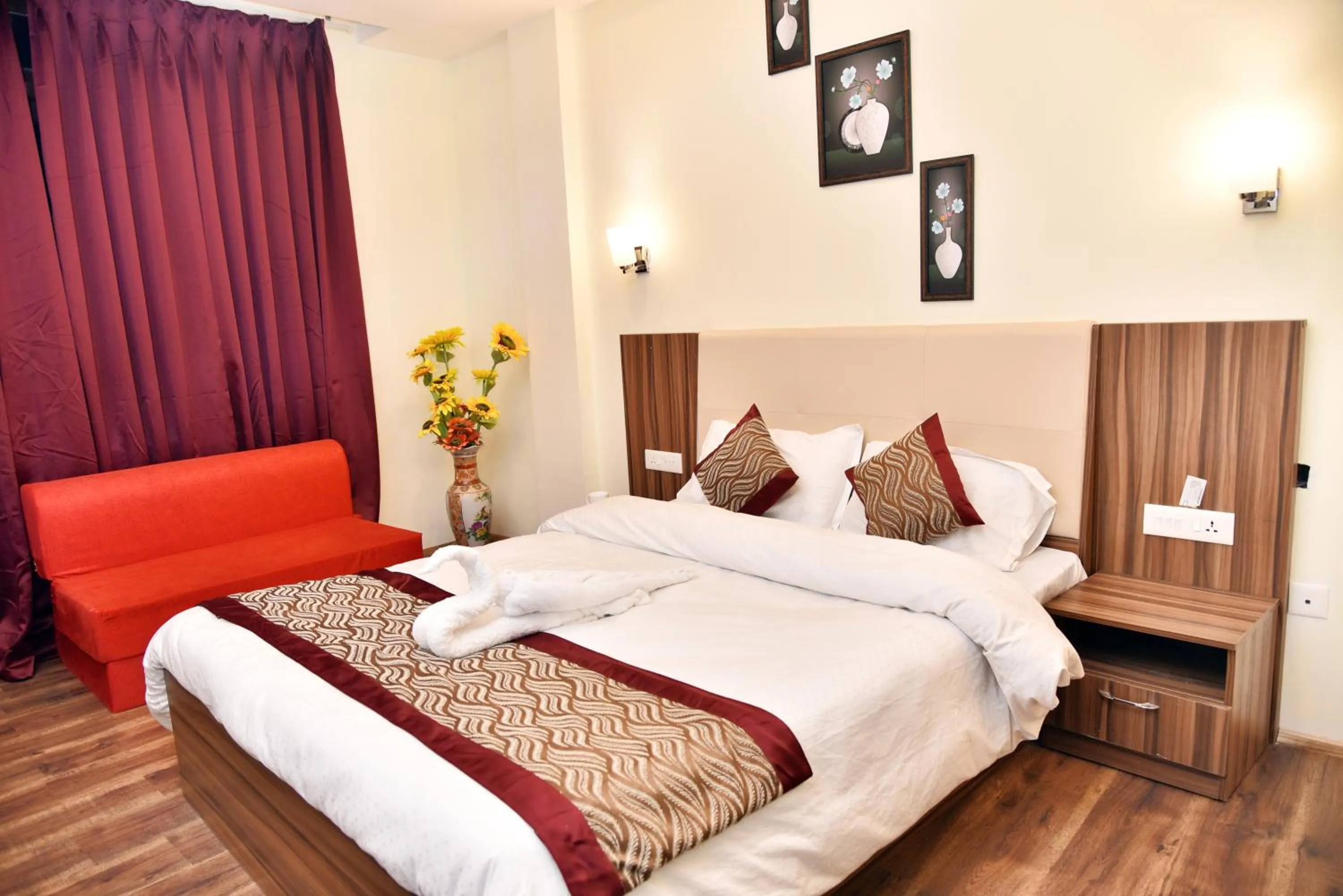 Deluxe Room (2 Adults + 1 Child) in Rufina Palm Bliss