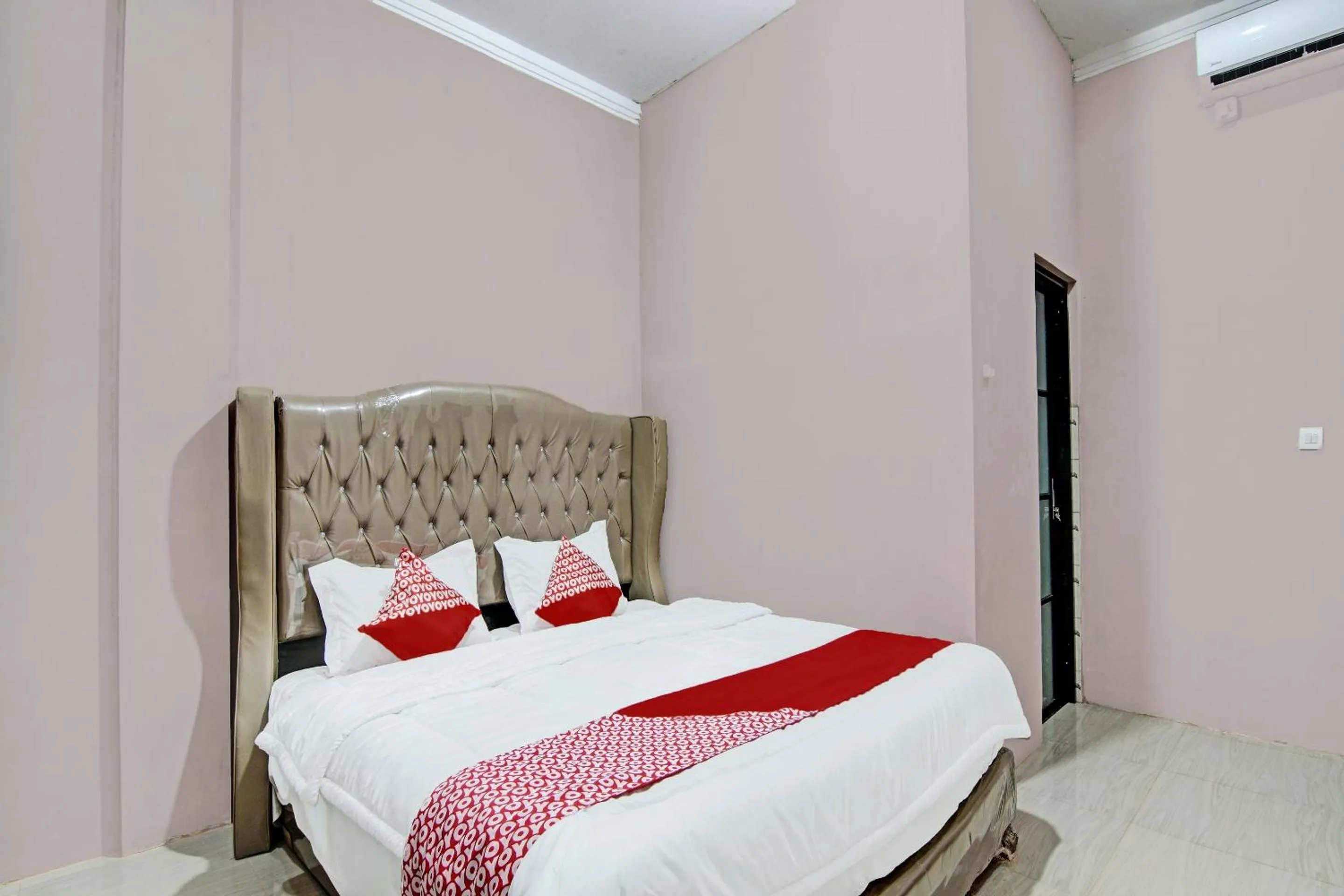Standard Double Room in Hotel O Rindu Sempadan Near Taman Wisata Rindu Sempadan