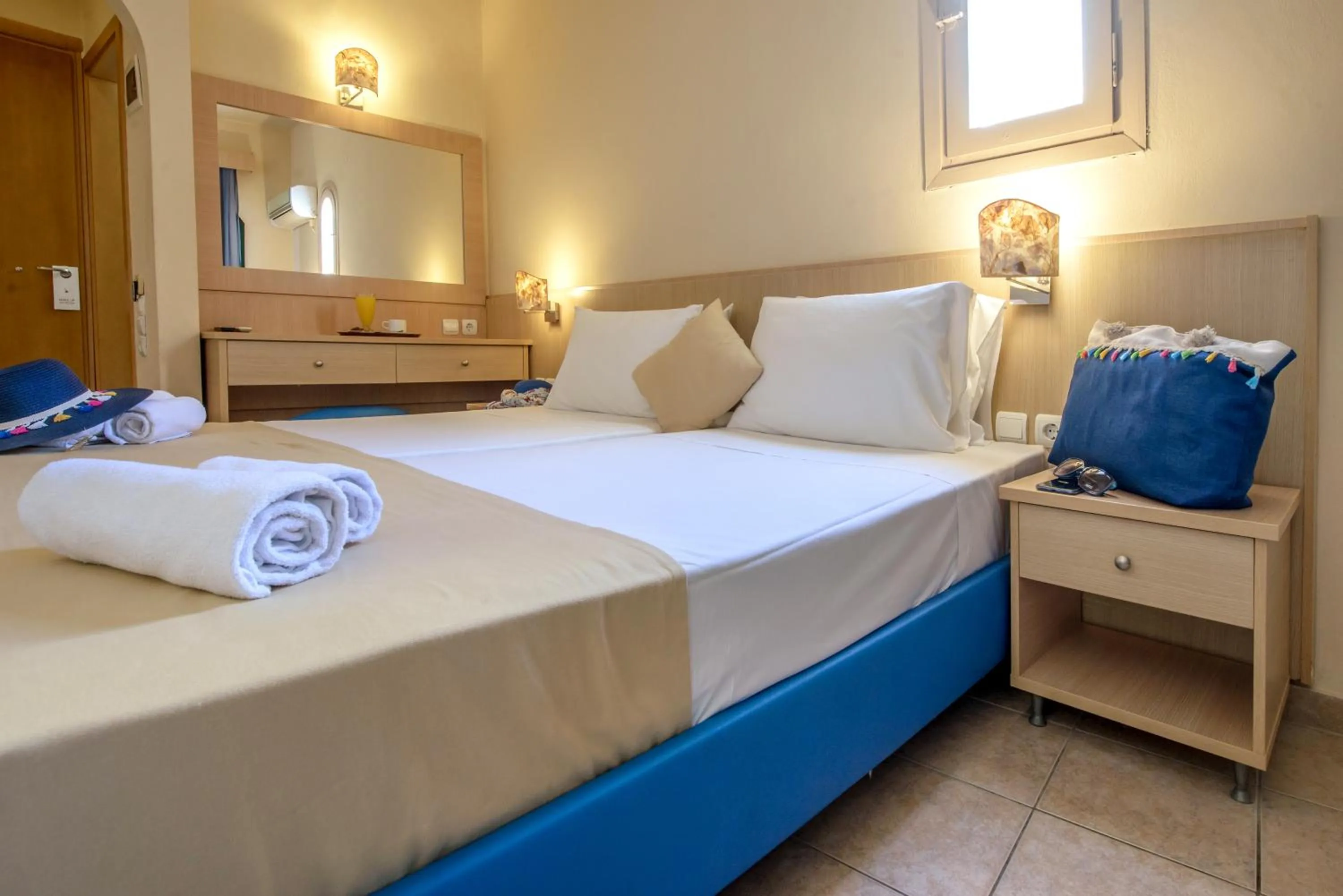 Single Room in Pela Maria Hotel