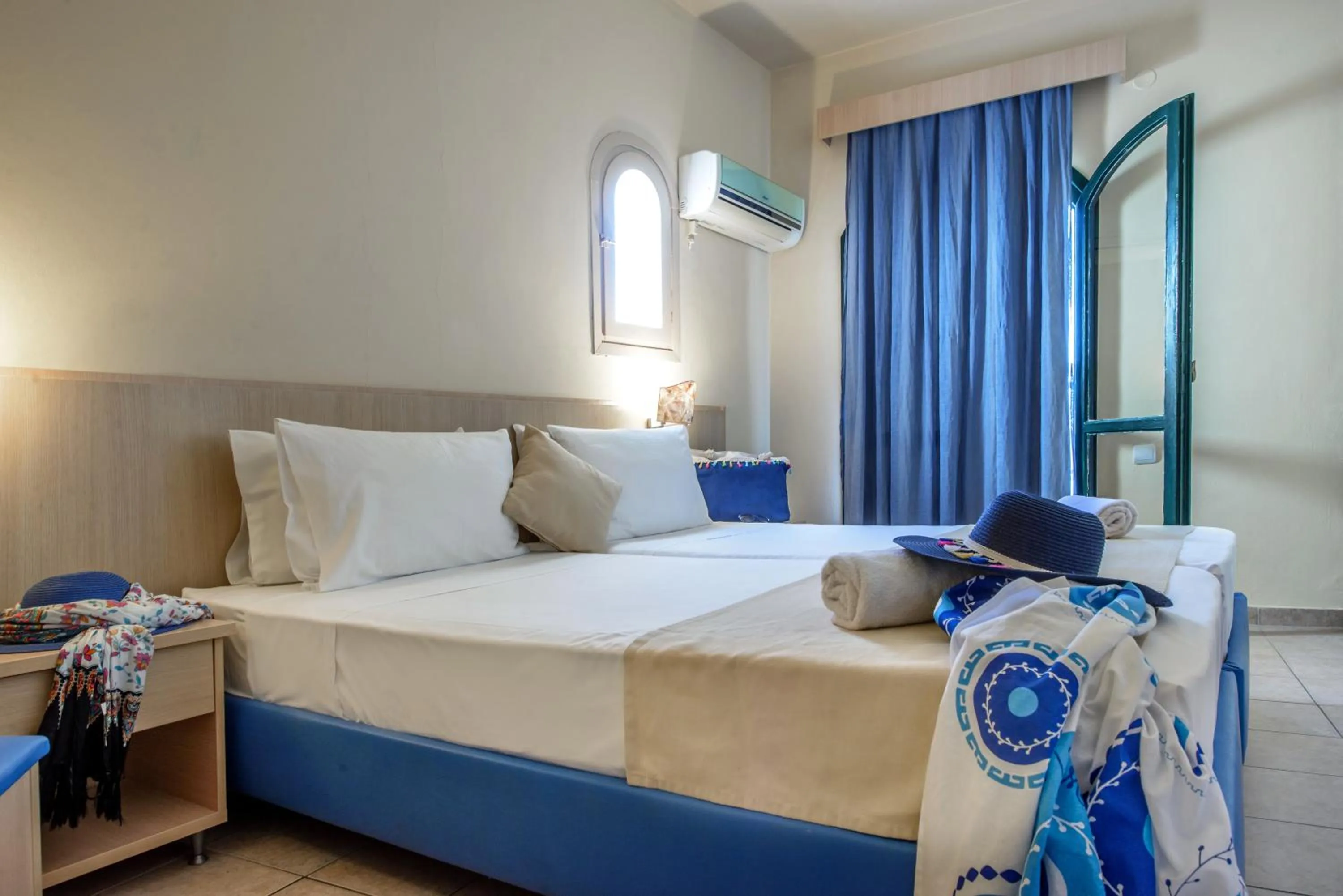 Triple Room in Pela Maria Hotel