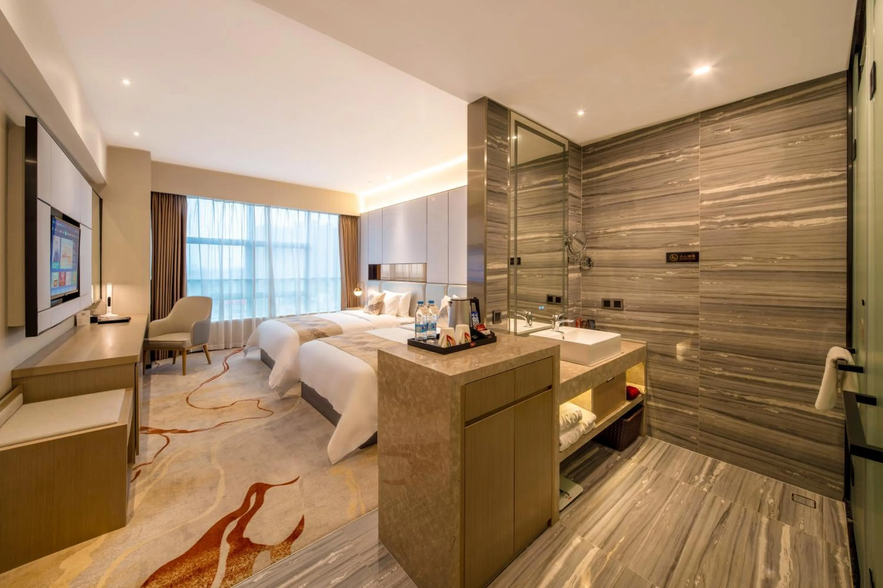 Twin Room with View in Qingyuan Argyle Hotel