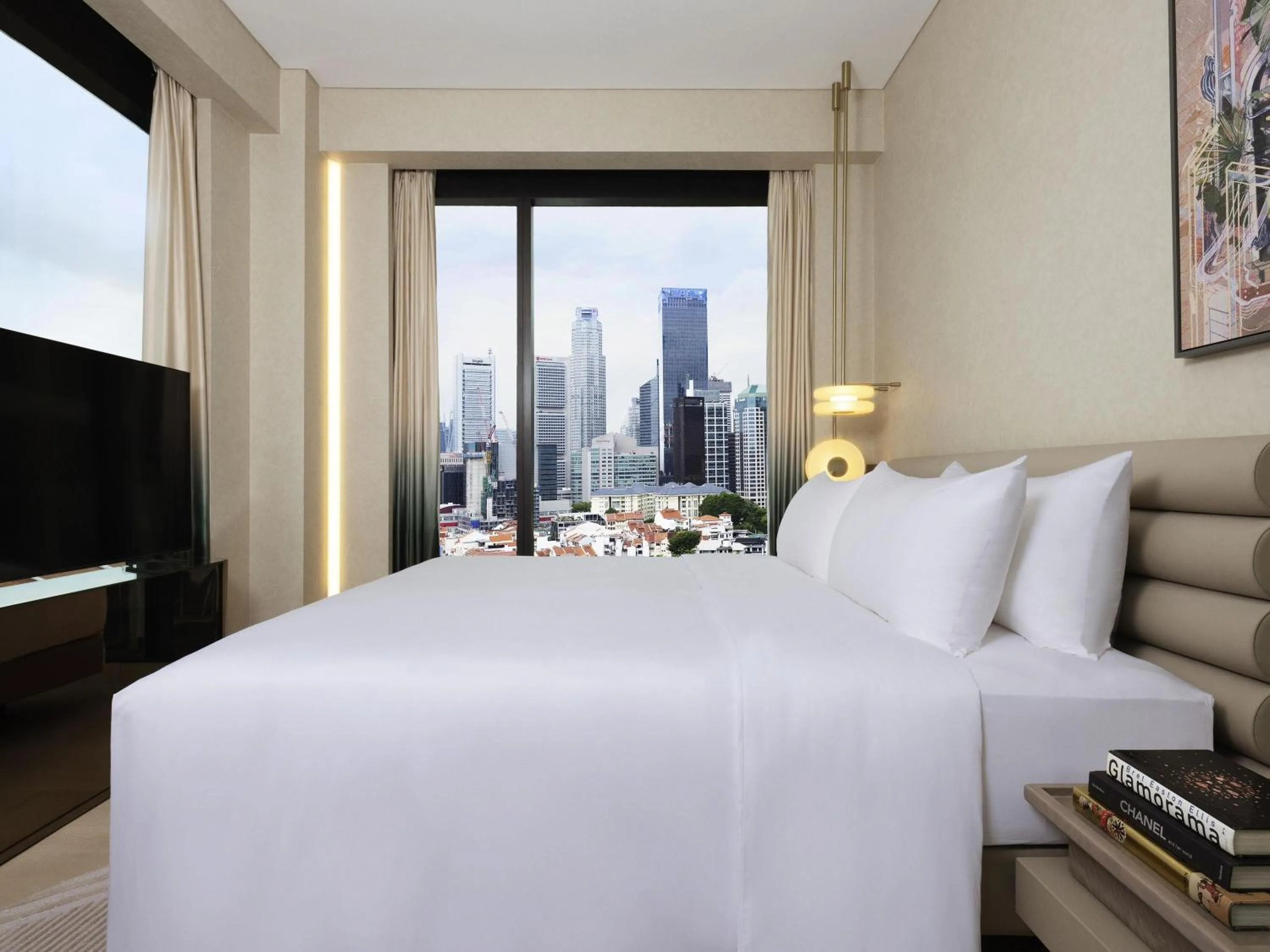 Signature Corner King in Mondrian Singapore Duxton