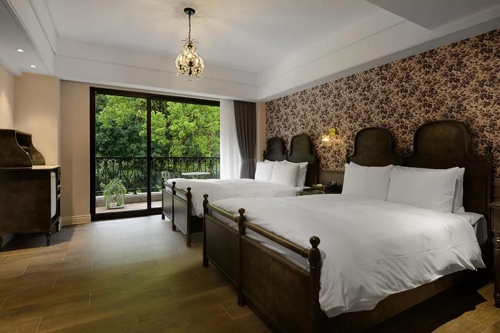 Quadruple Room with Mountain View in 格拉斯行館 Grasse Grace Manor 苗栗唯一SLH會員