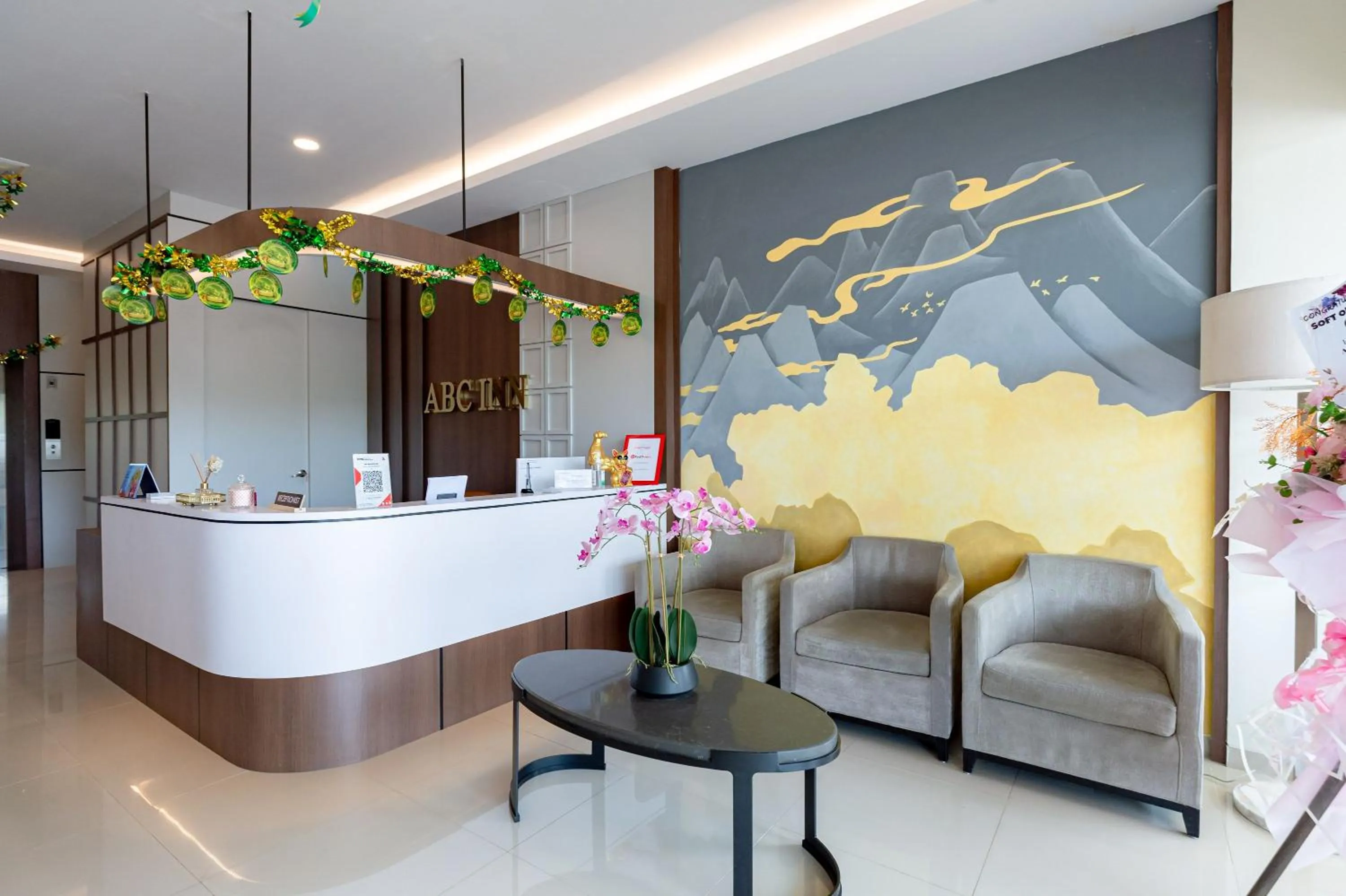 RedDoorz Plus at Komplek ABC Batu Aji Batam