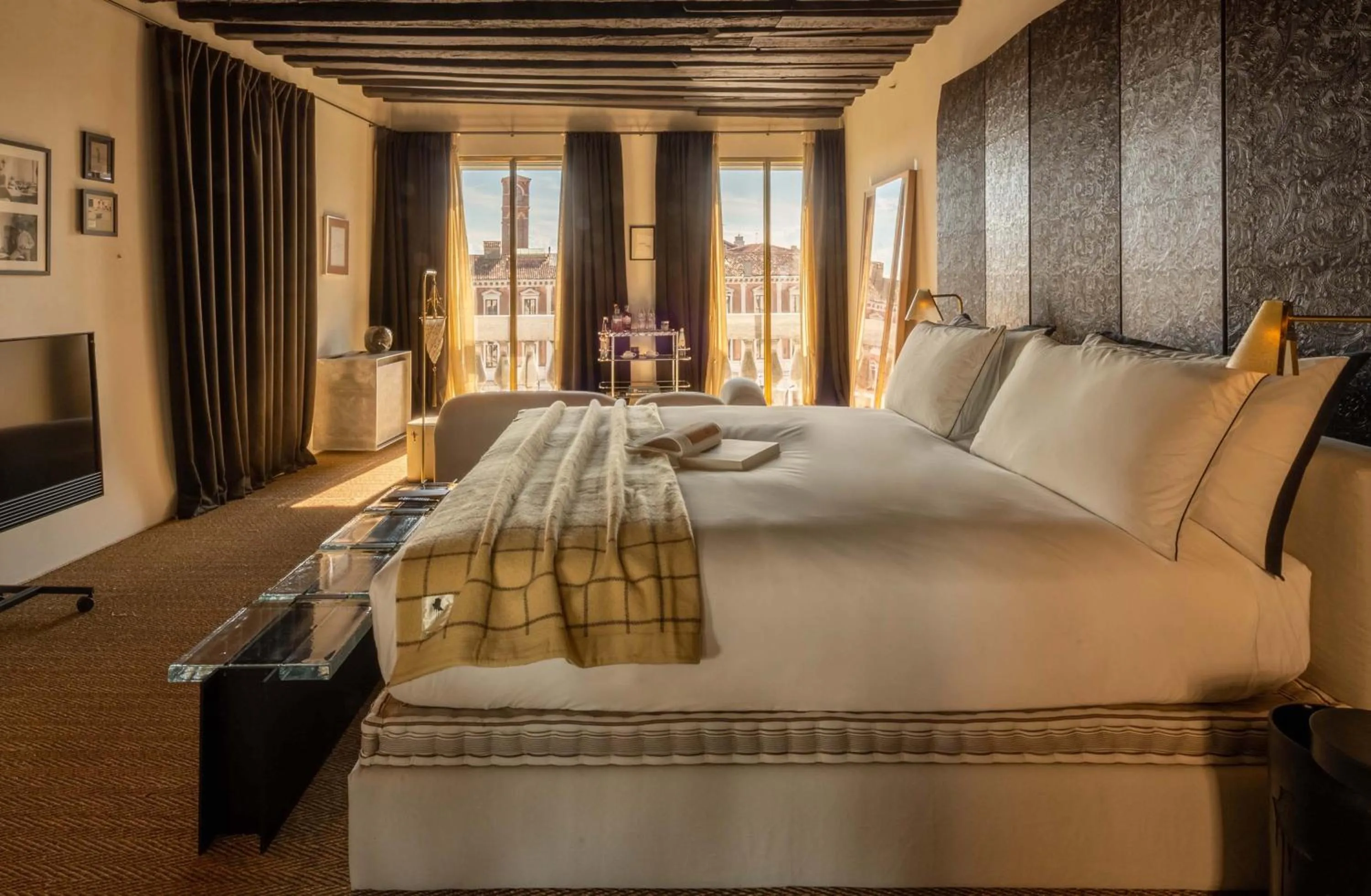 Special King Room with Grand Canal and Rialto Bridge view in The Venice Venice Hotel