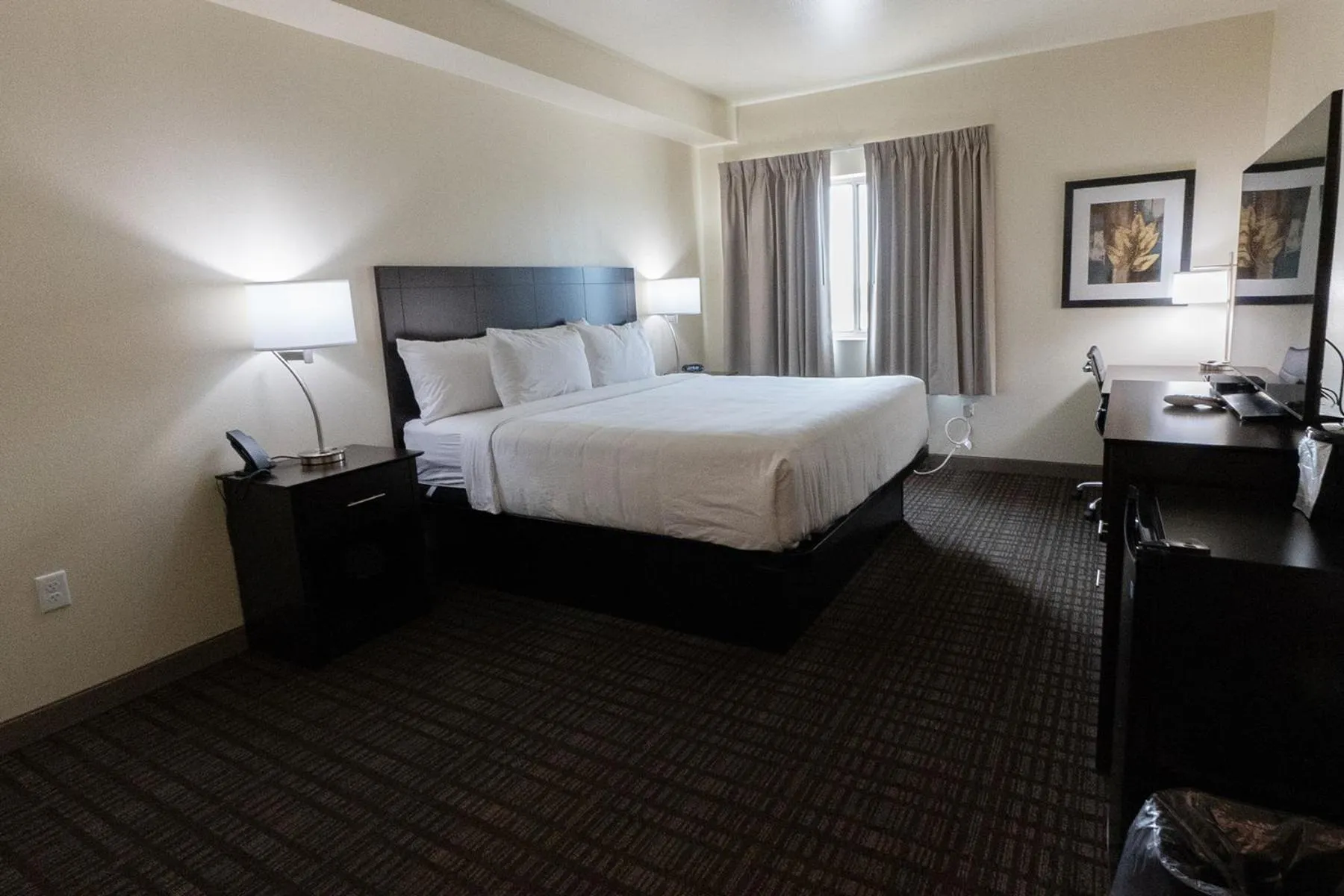 King Room in Cobblestone Hotel & Suites-Sheldon