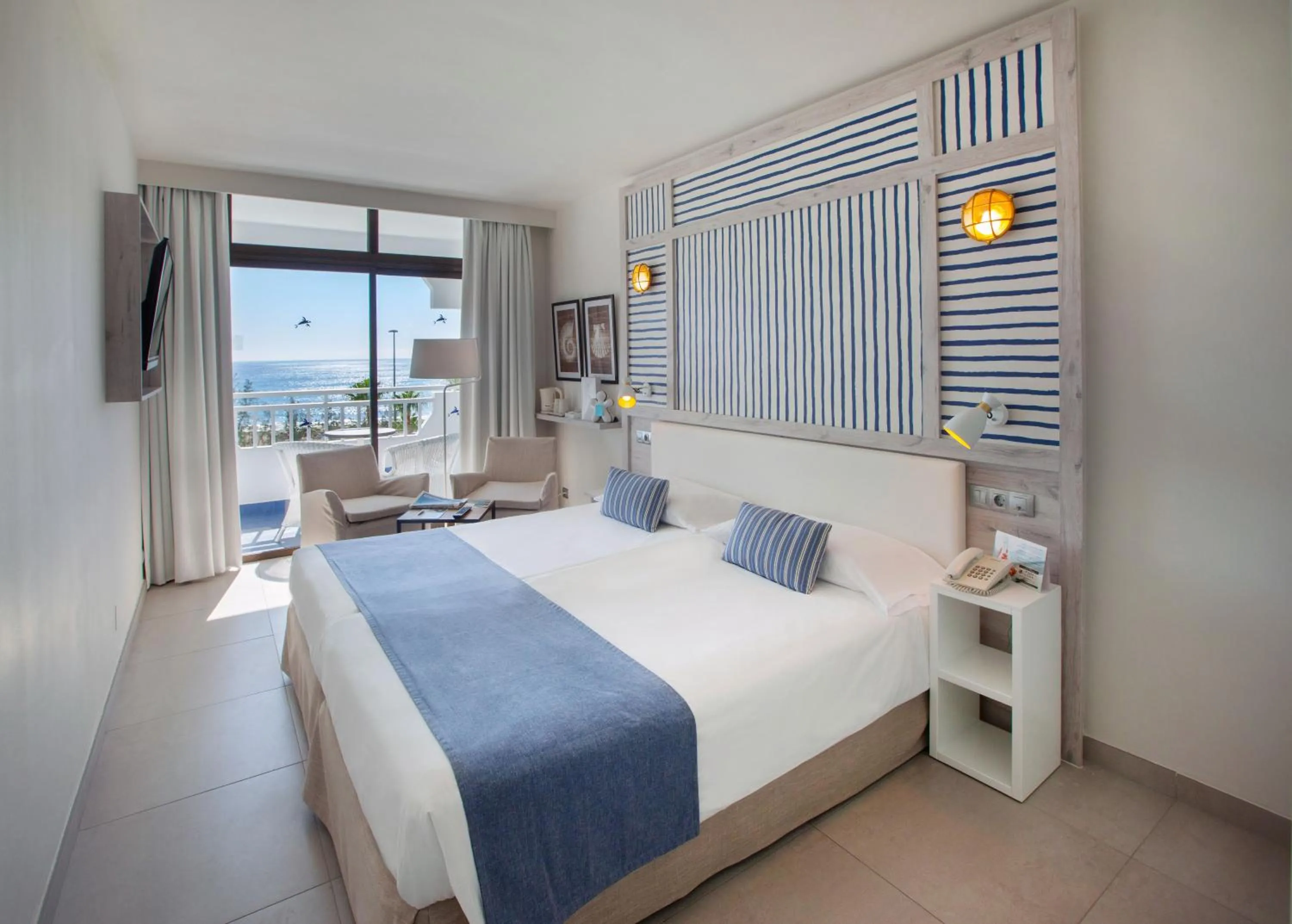 Deluxe Double Room with Sea View - single occupancy in Corallium Beach by Lopesan Hotels - Adults Only