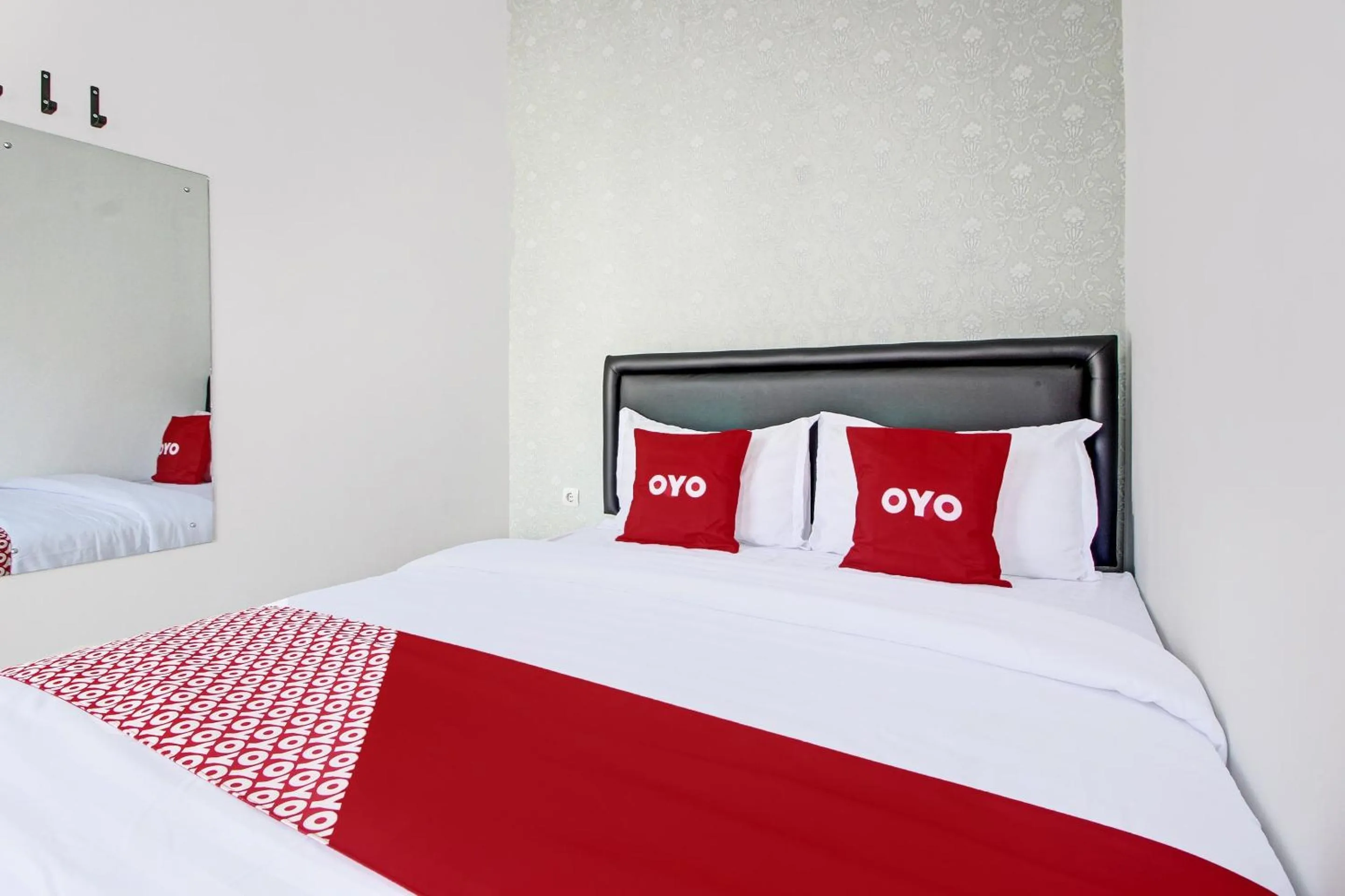 Deluxe Double Room in Collection O 92363 Kp Inn