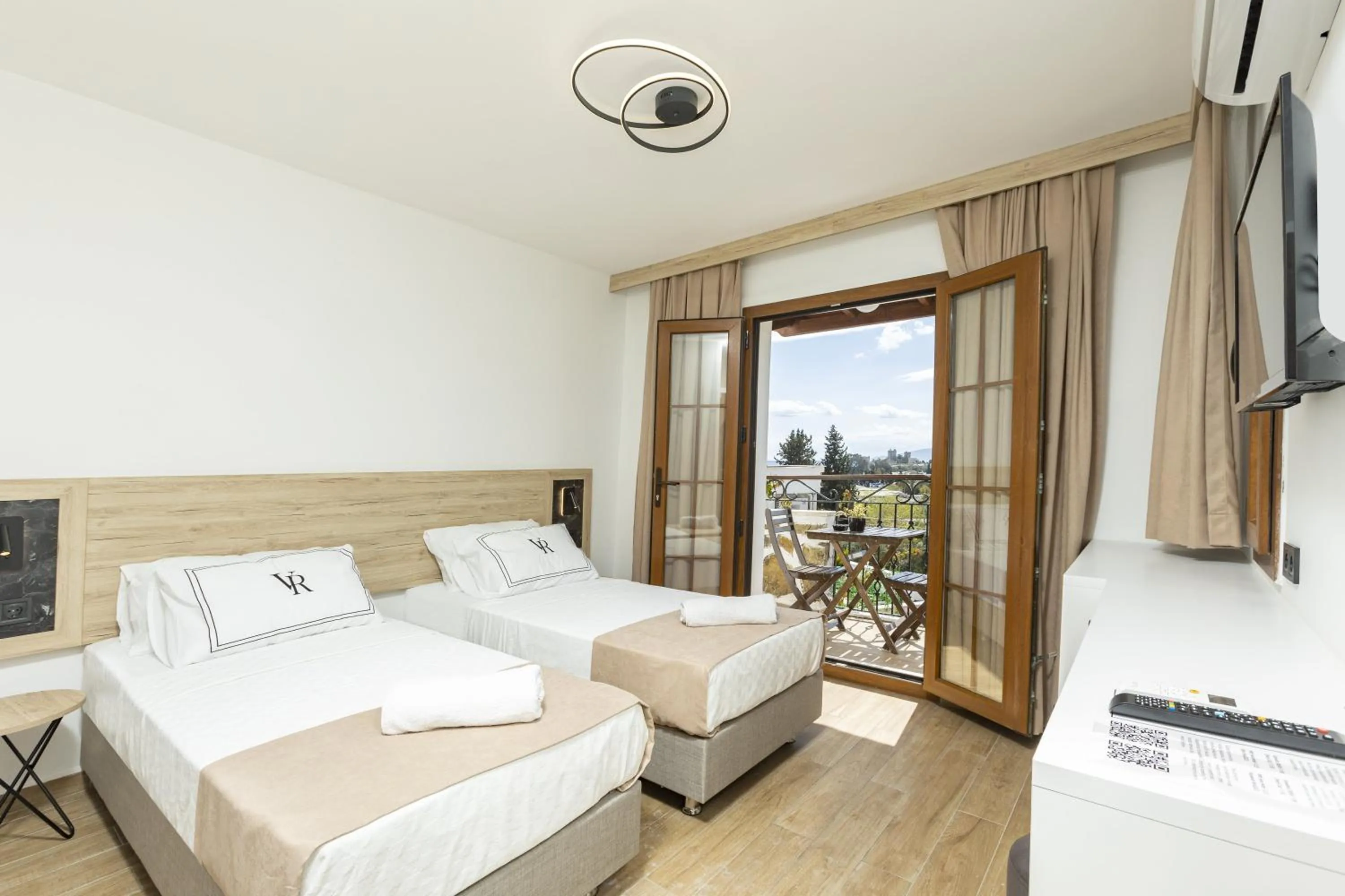 Deluxe Double or Twin Room with Balcony in Bodrum Vera Hotel