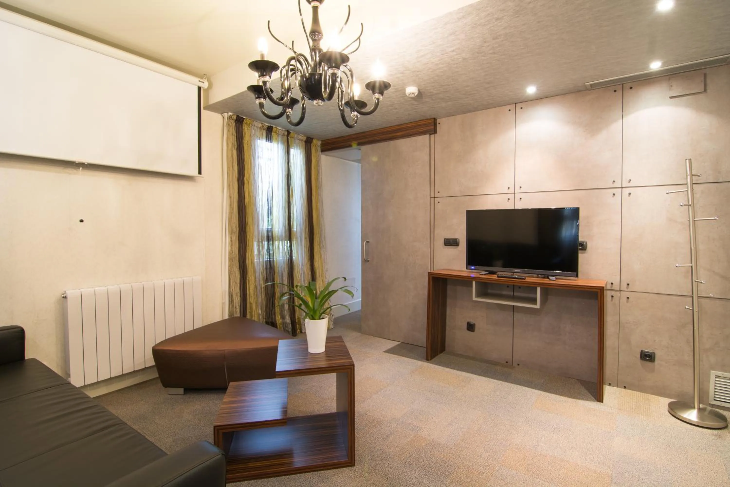 Deluxe Suite in Petit Palace Tamarises