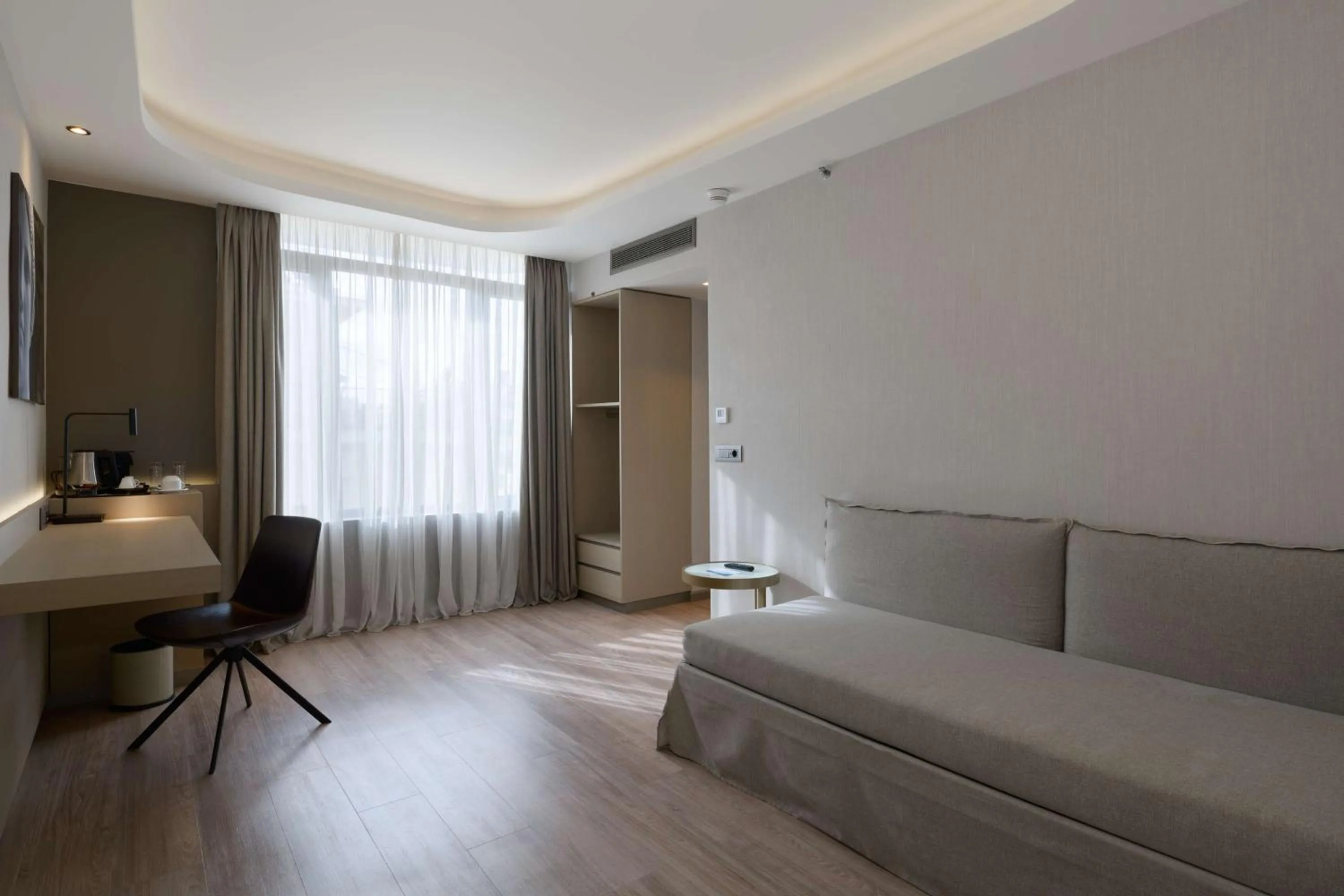 Family Room in Radisson Blu Park Hotel Athens