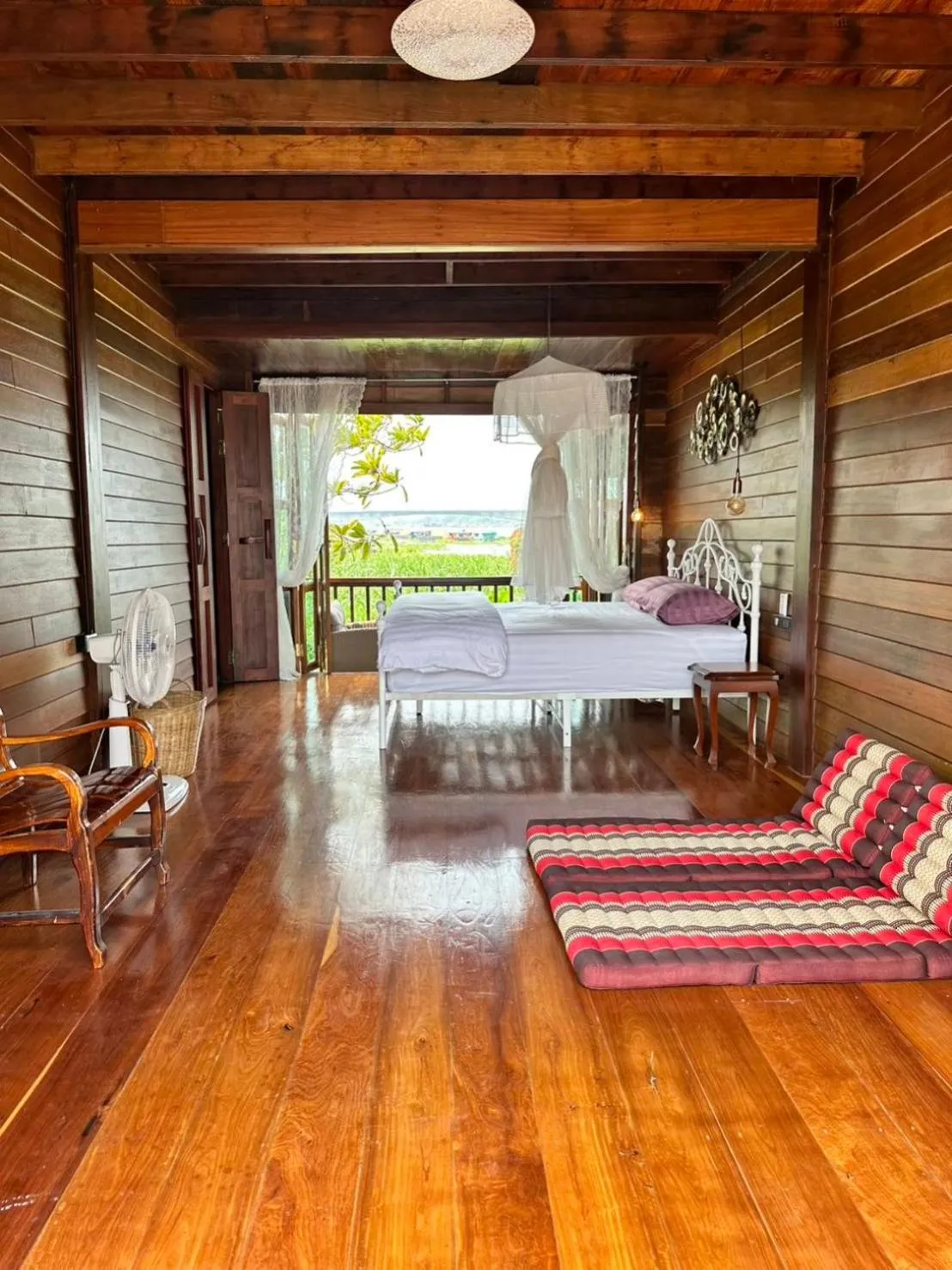 Deluxe Balcony River View  - single occupancy in RuenKijja