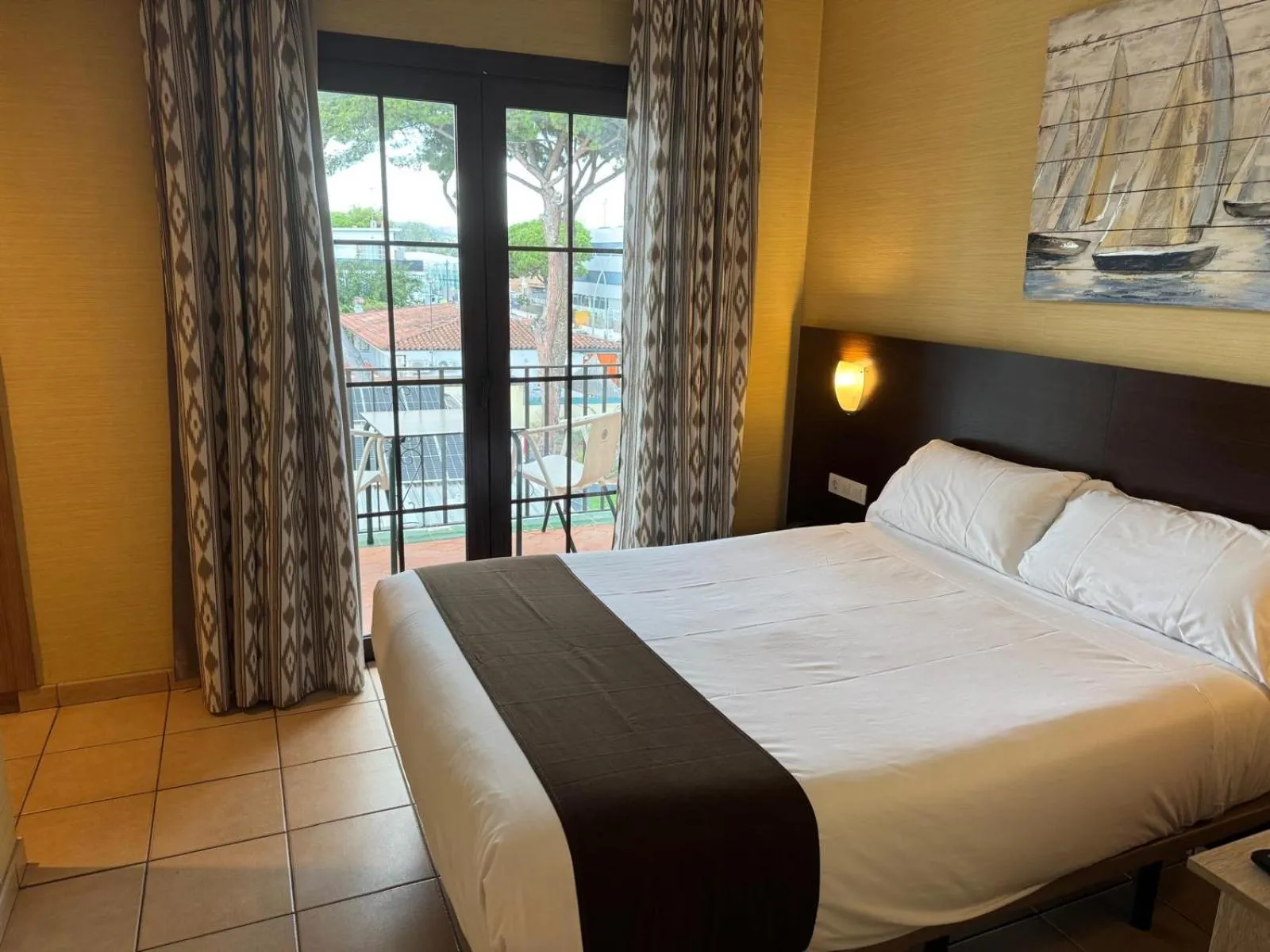 Single Room in Hotel Canal Olímpic