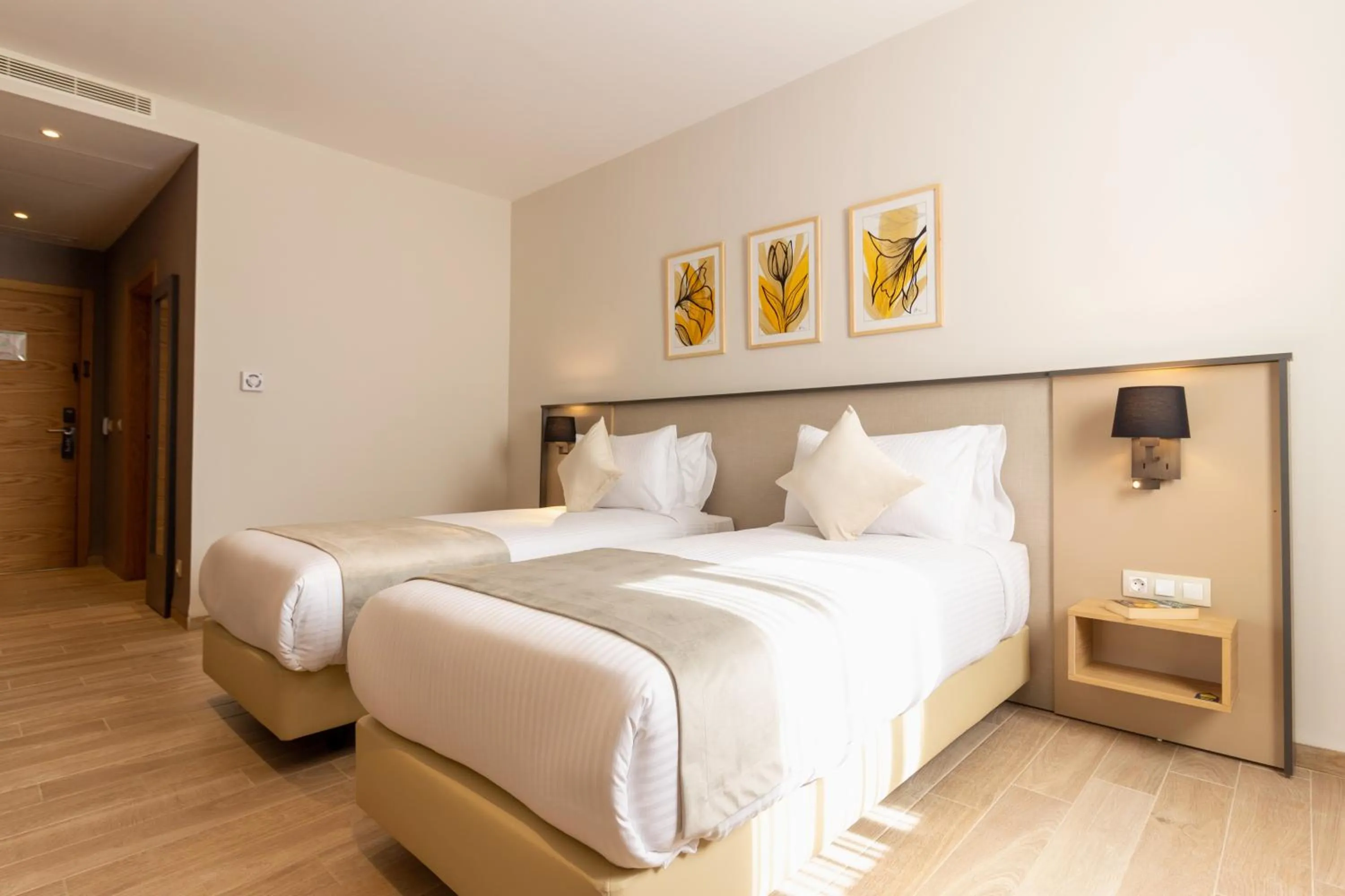 Double or Twin Room in Golden Tulip Opera Alger