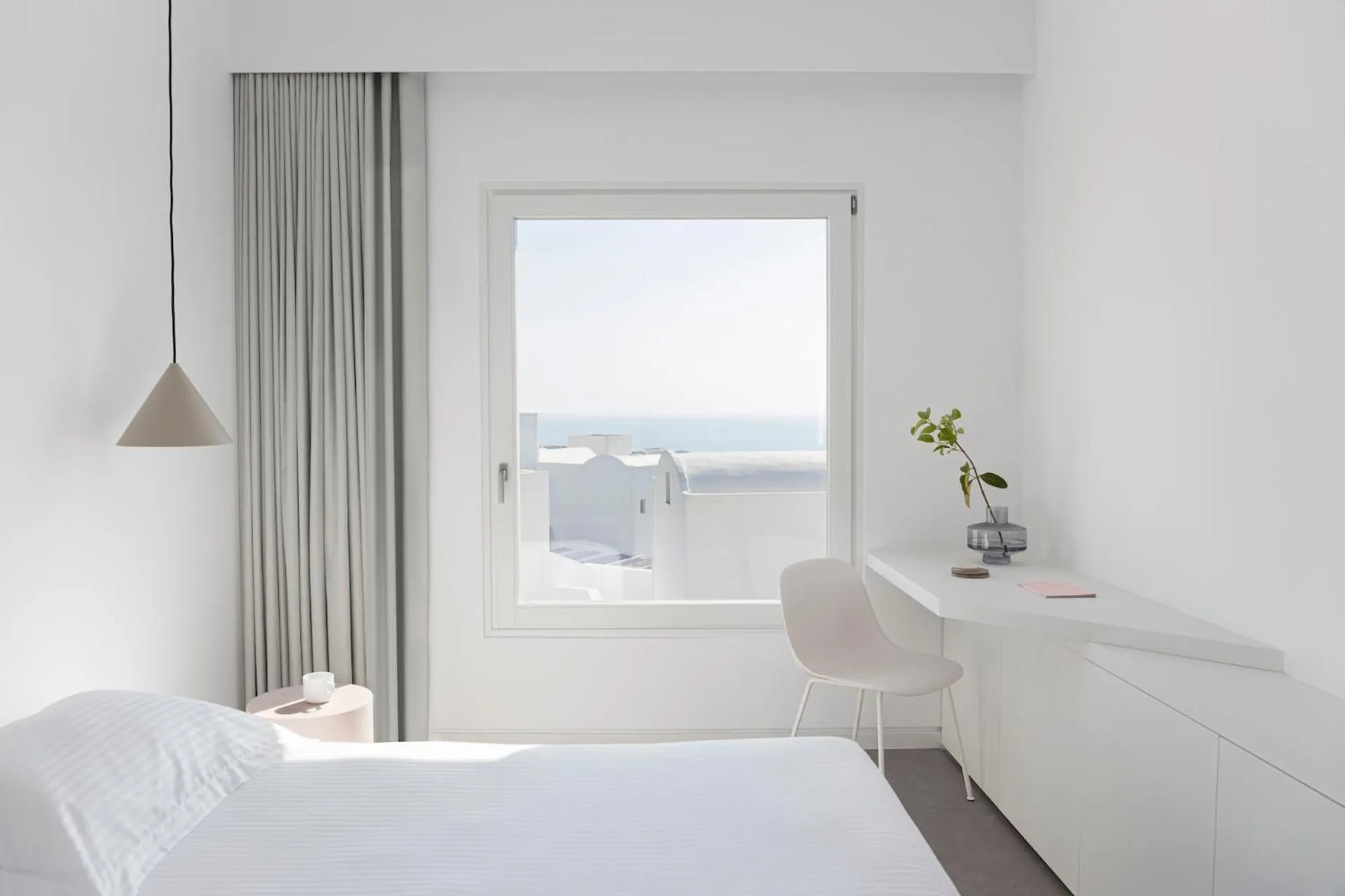 Suite with Private Heated Plunge Pool & Partial Sea View in Neo Suites