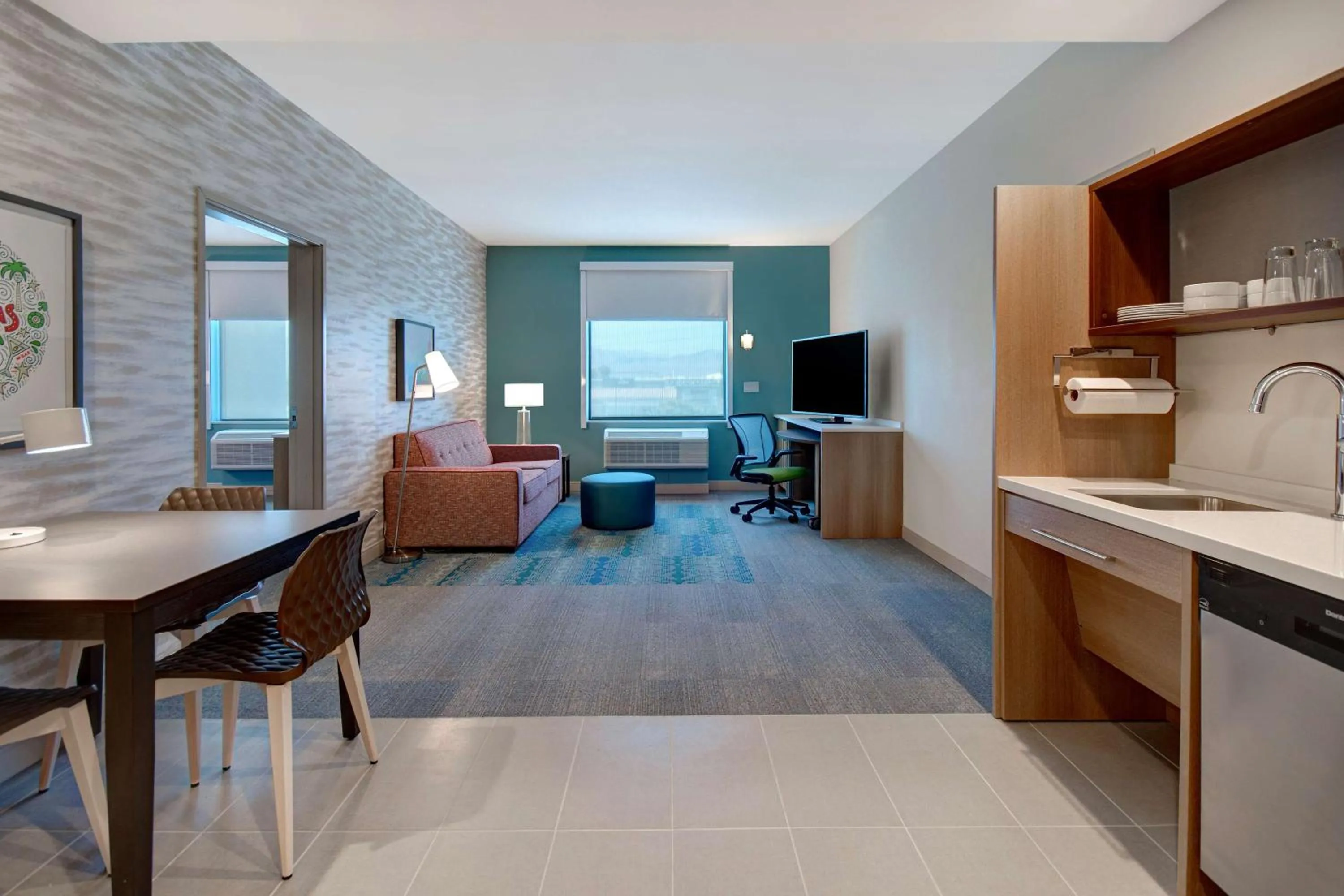 King Suite with Accessible Bathtub in Home2 Suites By Hilton Las Vegas North