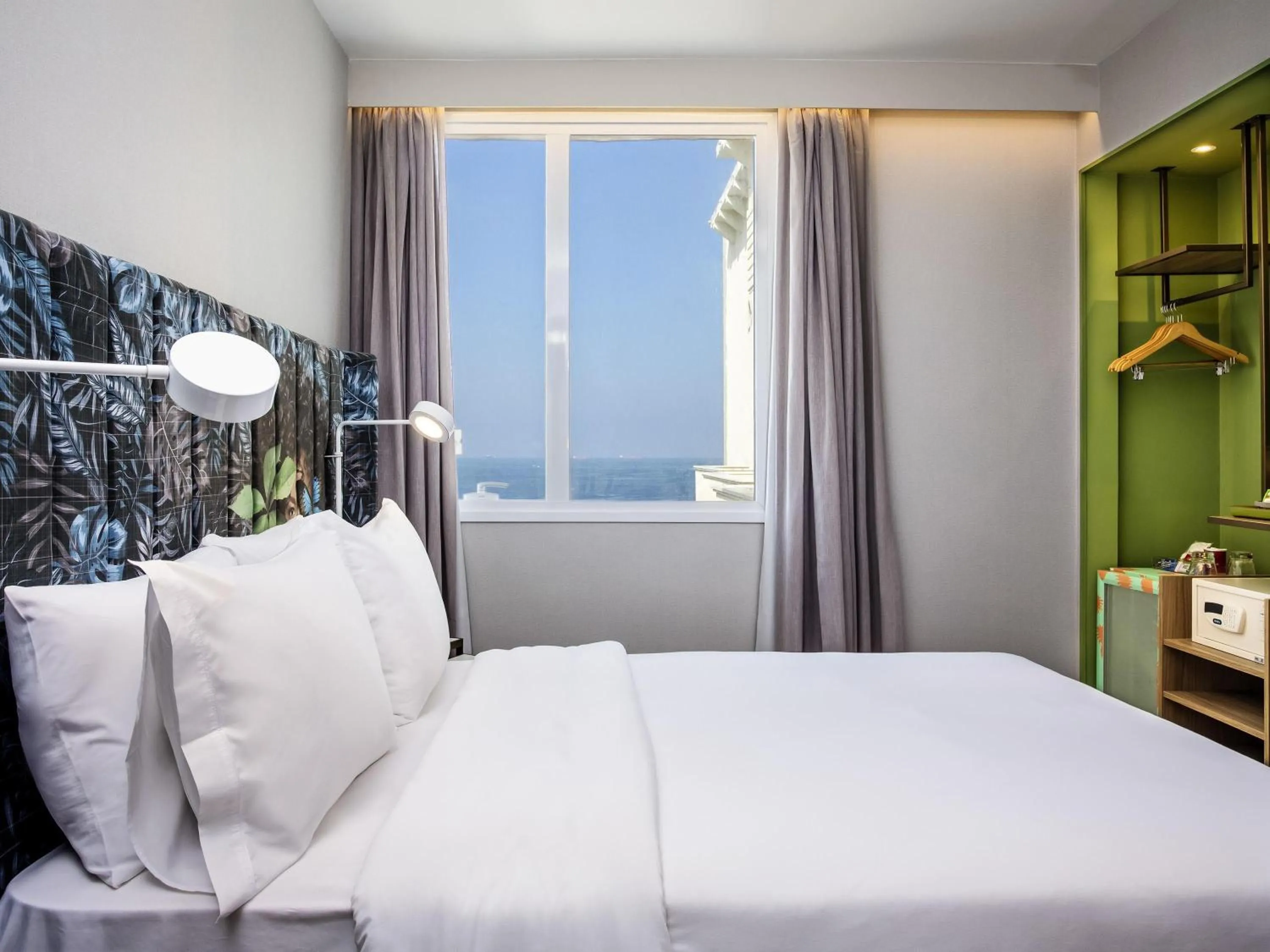 Executivo Casal Vista Parcial do Mar - single occupancy in Mercure Rio Boutique Hotel Copacabana