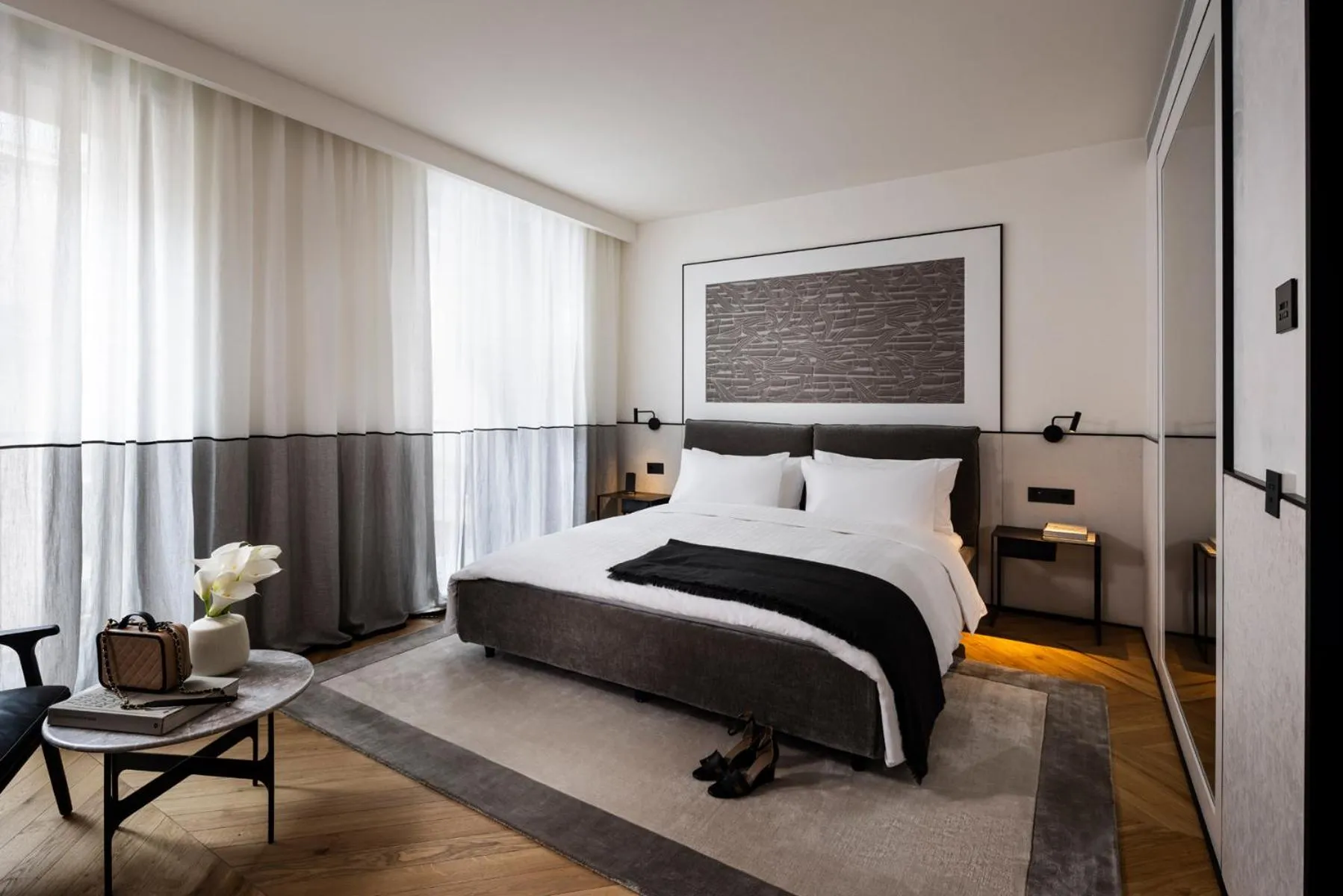 Cozy King Room in Juno Hotel Sofia, a Member of Design Hotels