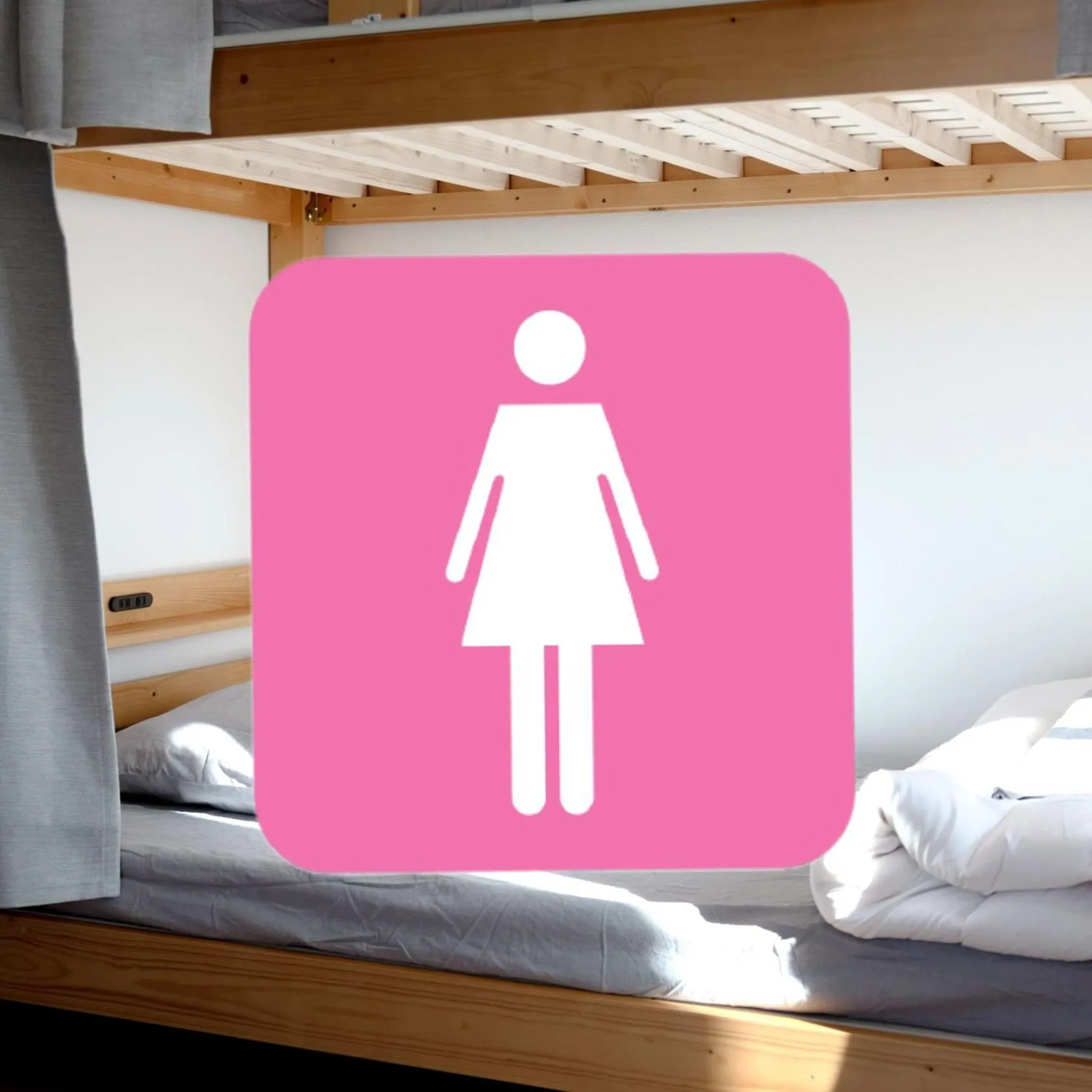 Bunk Bed in Female Dormitory Room   in Matoi Hostel & Bar