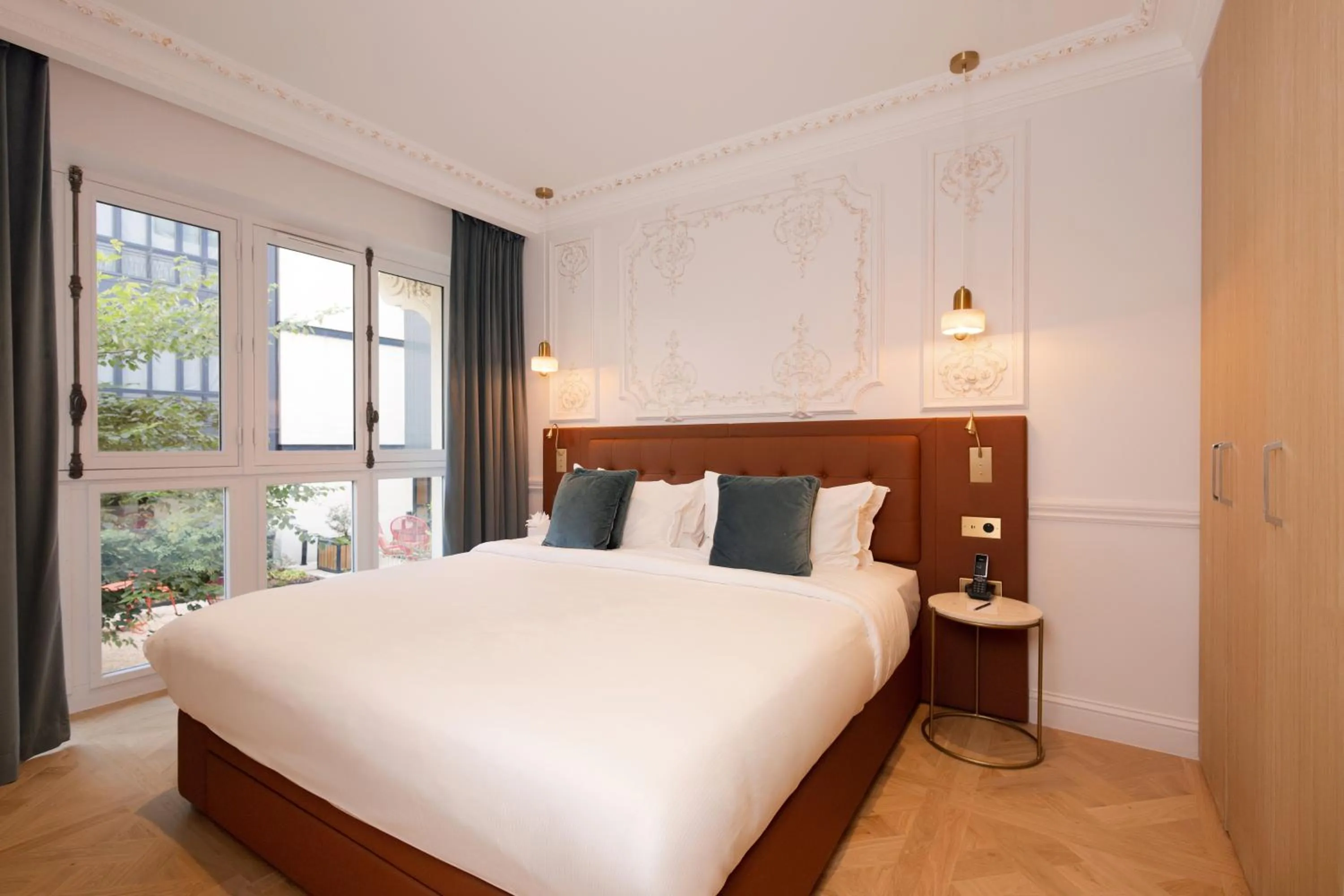 One-Bedroom Apartment in Mode Paris Aparthotel