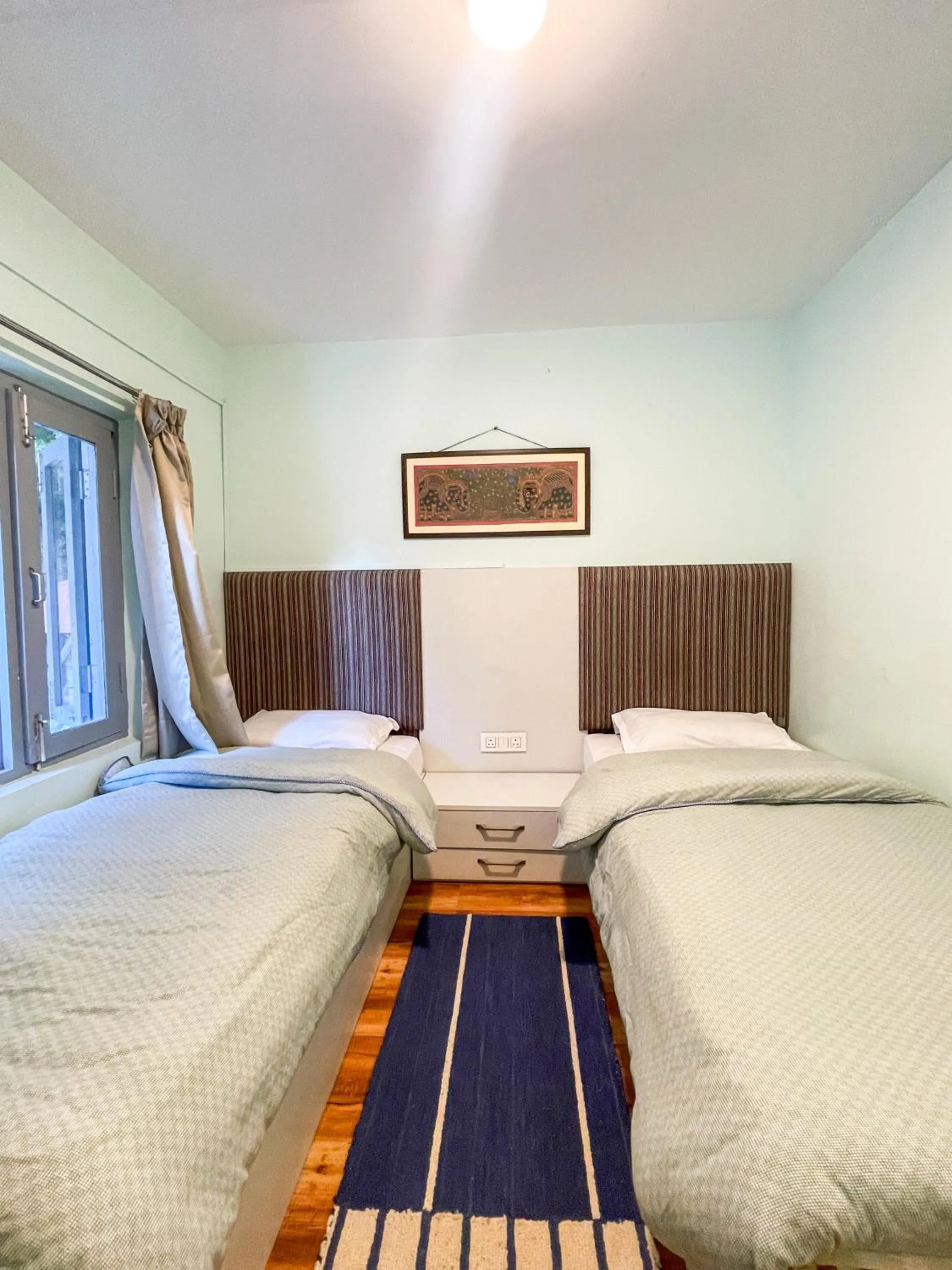 Economy Twin Room in Eevolve Dharamkot - An Eco Hostel