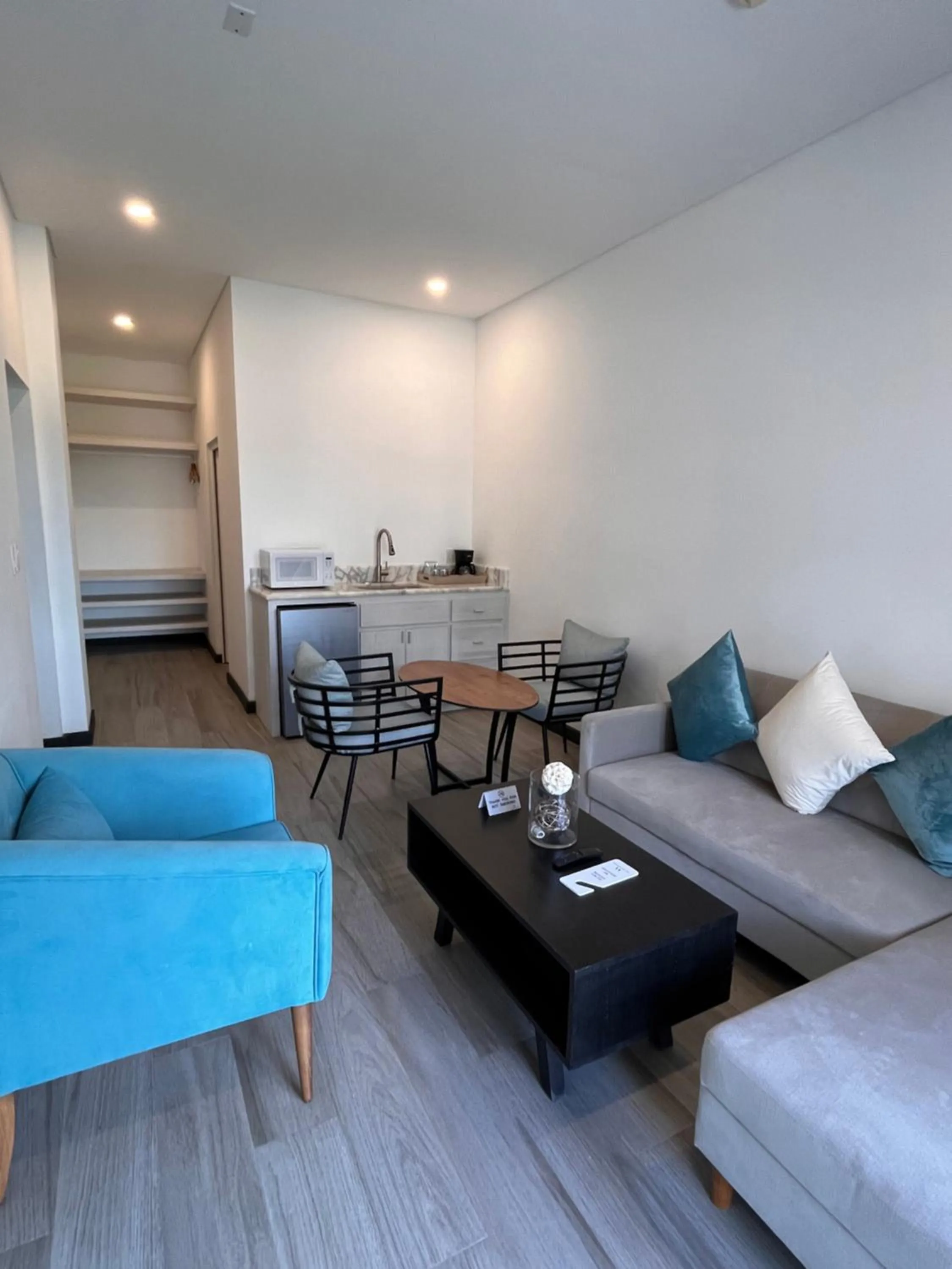 Superior Suite in The Watermark Hotel