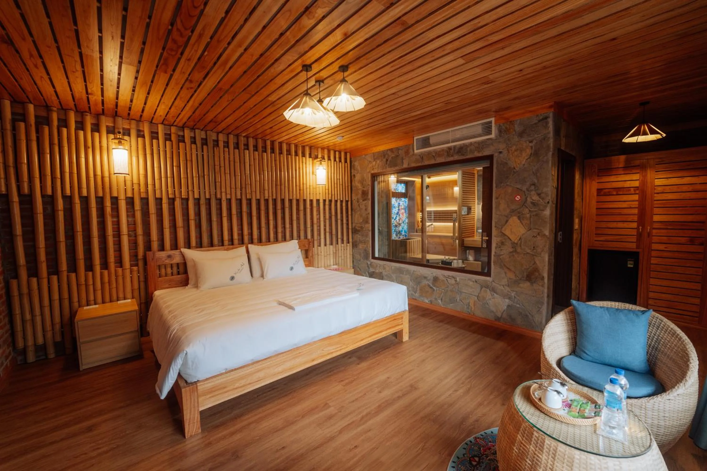 Suite with Sauna in Xuân Anh Garden