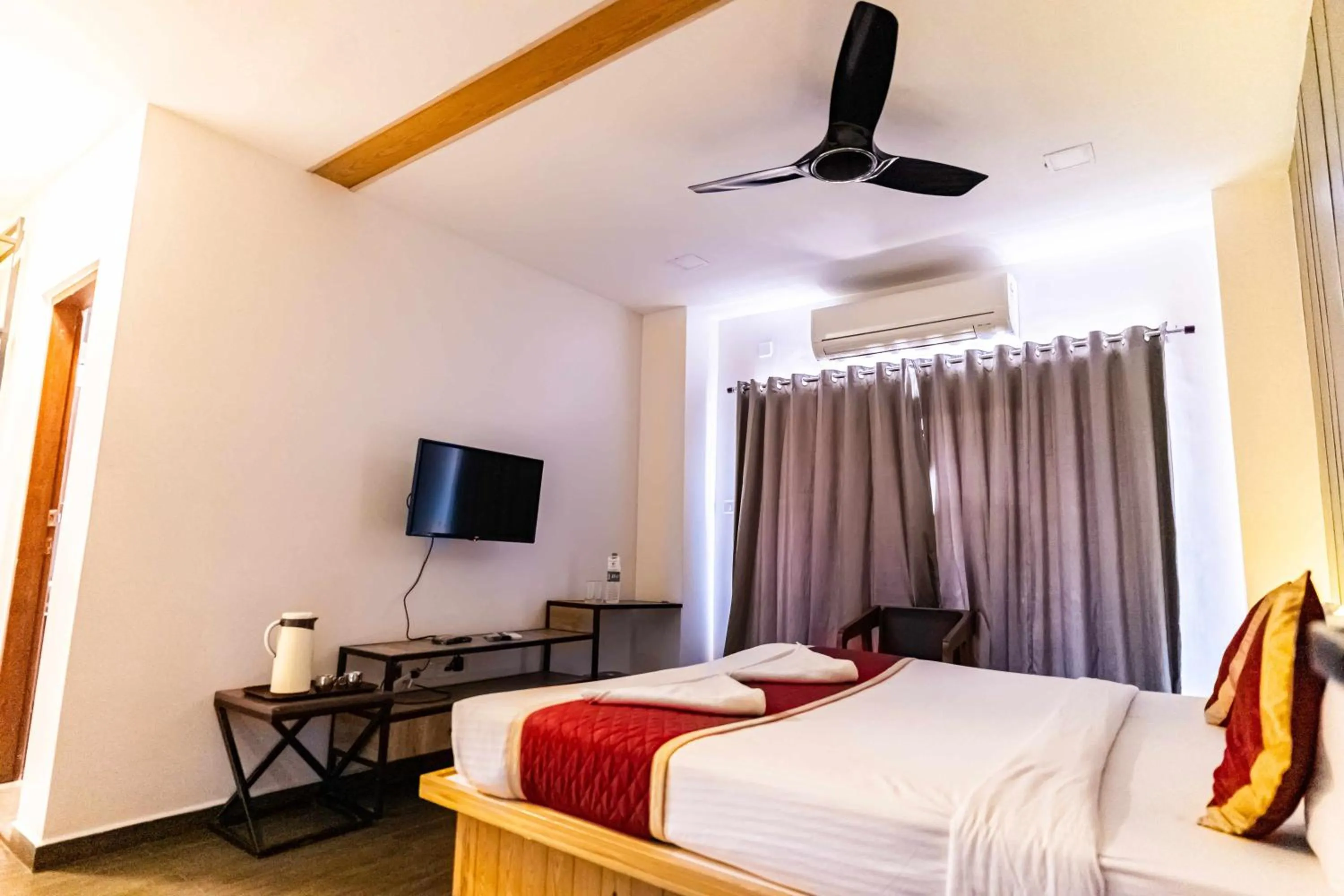 Standard Double Room - single occupancy in Hotel Aalia