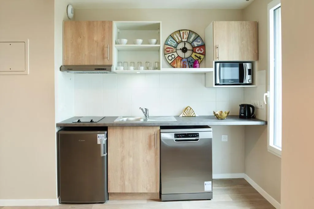 Studio in Zenao Appart'hôtels Suresnes