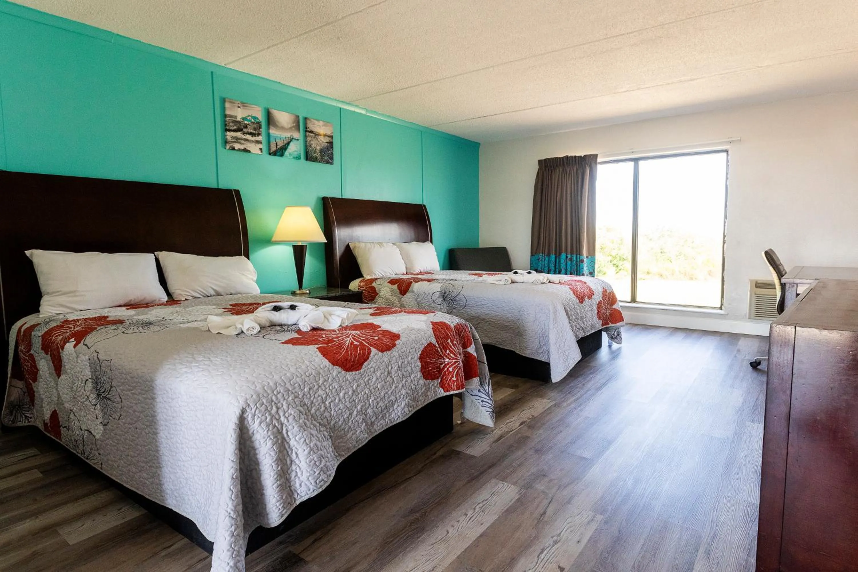 Deluxe Double Room in CRYSTAL PALACE RESORT