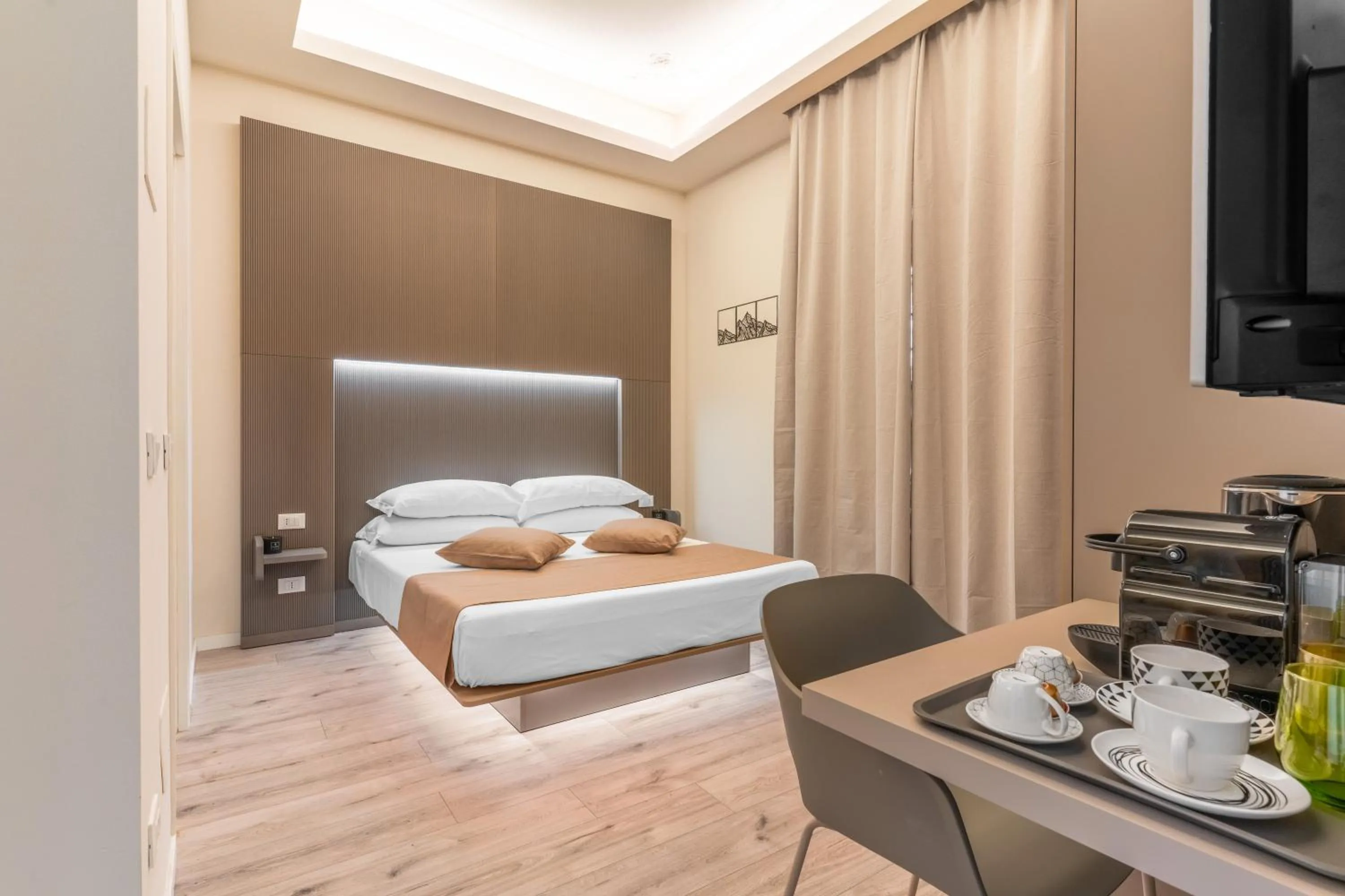 Junior Suite in Meneghina Suites Foresteria Lombarda